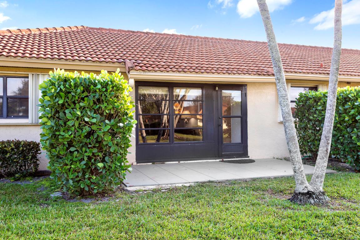 BENT TREE VILLAS WEST COND DECL FILED 3-13-80 - Residential