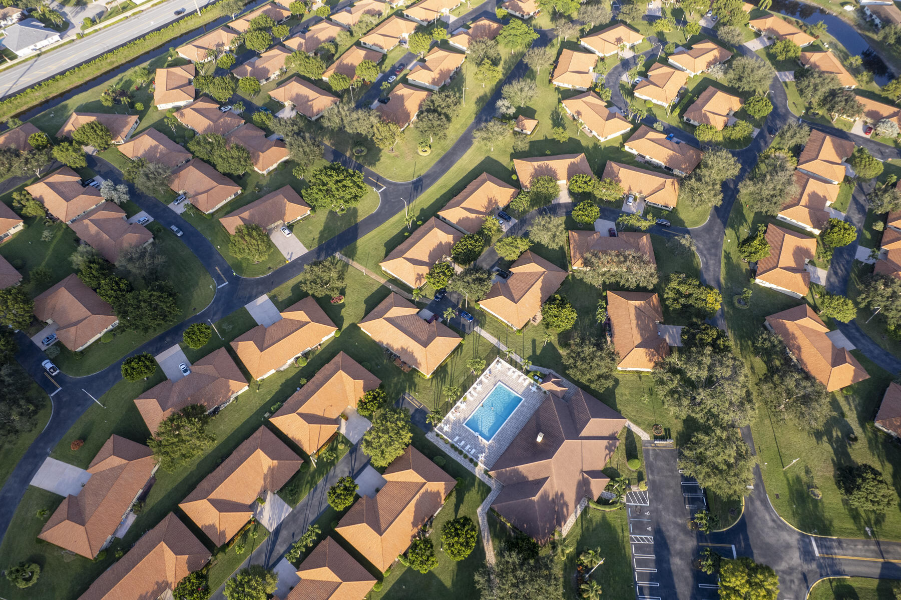 BENT TREE VILLAS WEST COND DECL FILED 3-13-80 - Residential