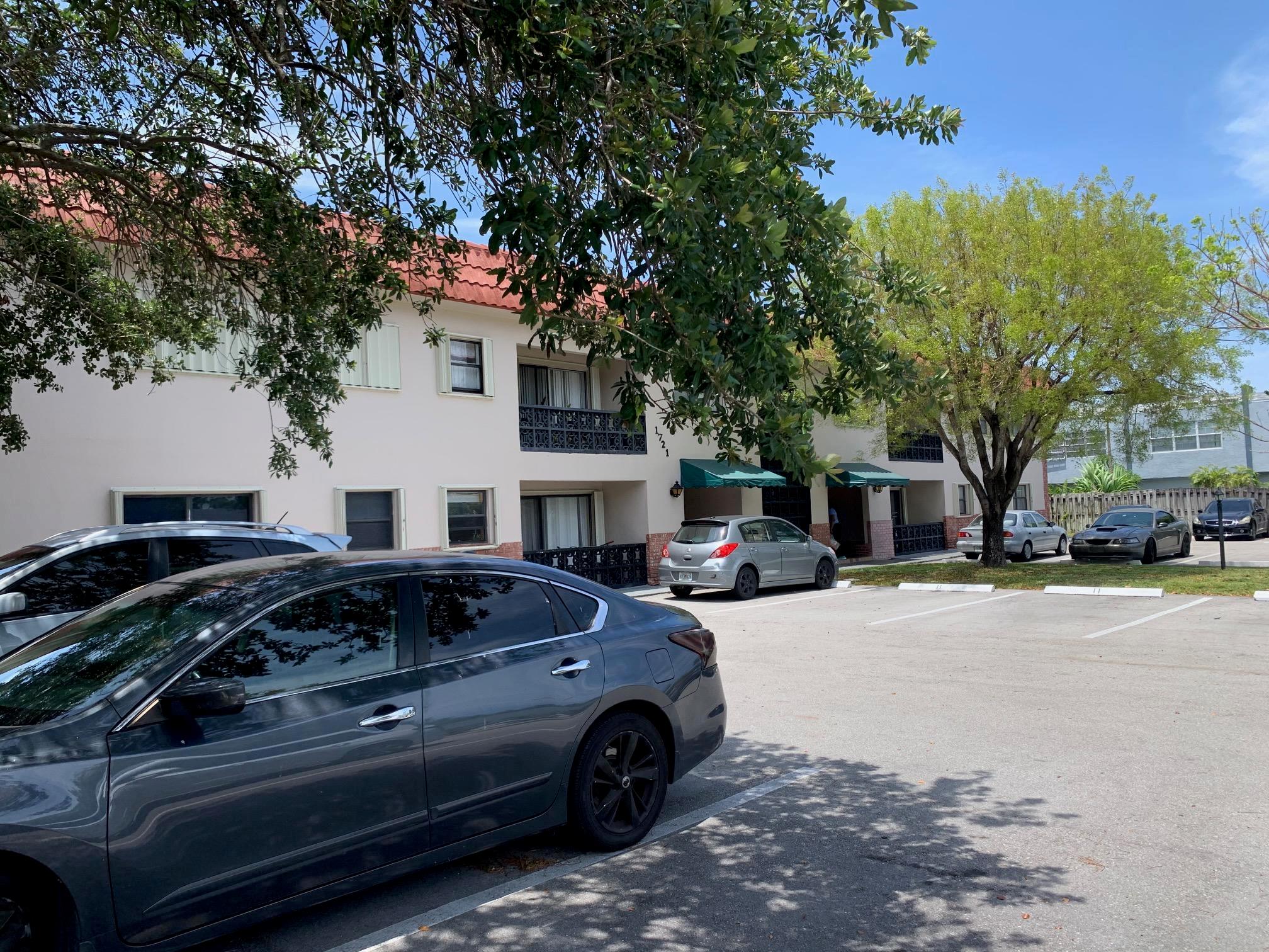 BOCA RATON HILLS SEC 2 - Residential Lease