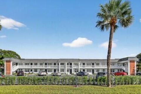 10000 Meridian Way N 15 Palm Beach Gardens FL 33410