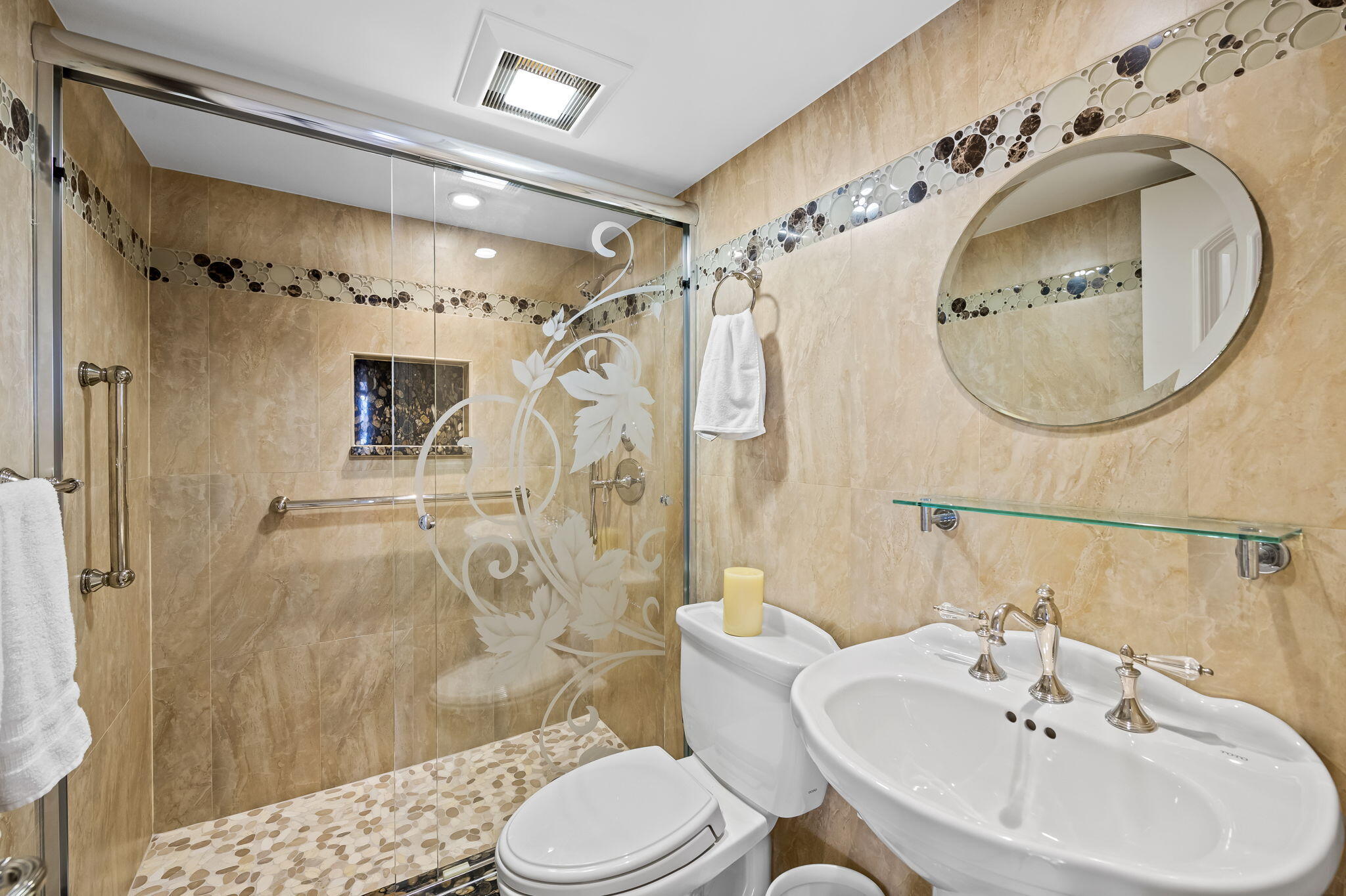 VILLA MAGNA CONDO - Residential