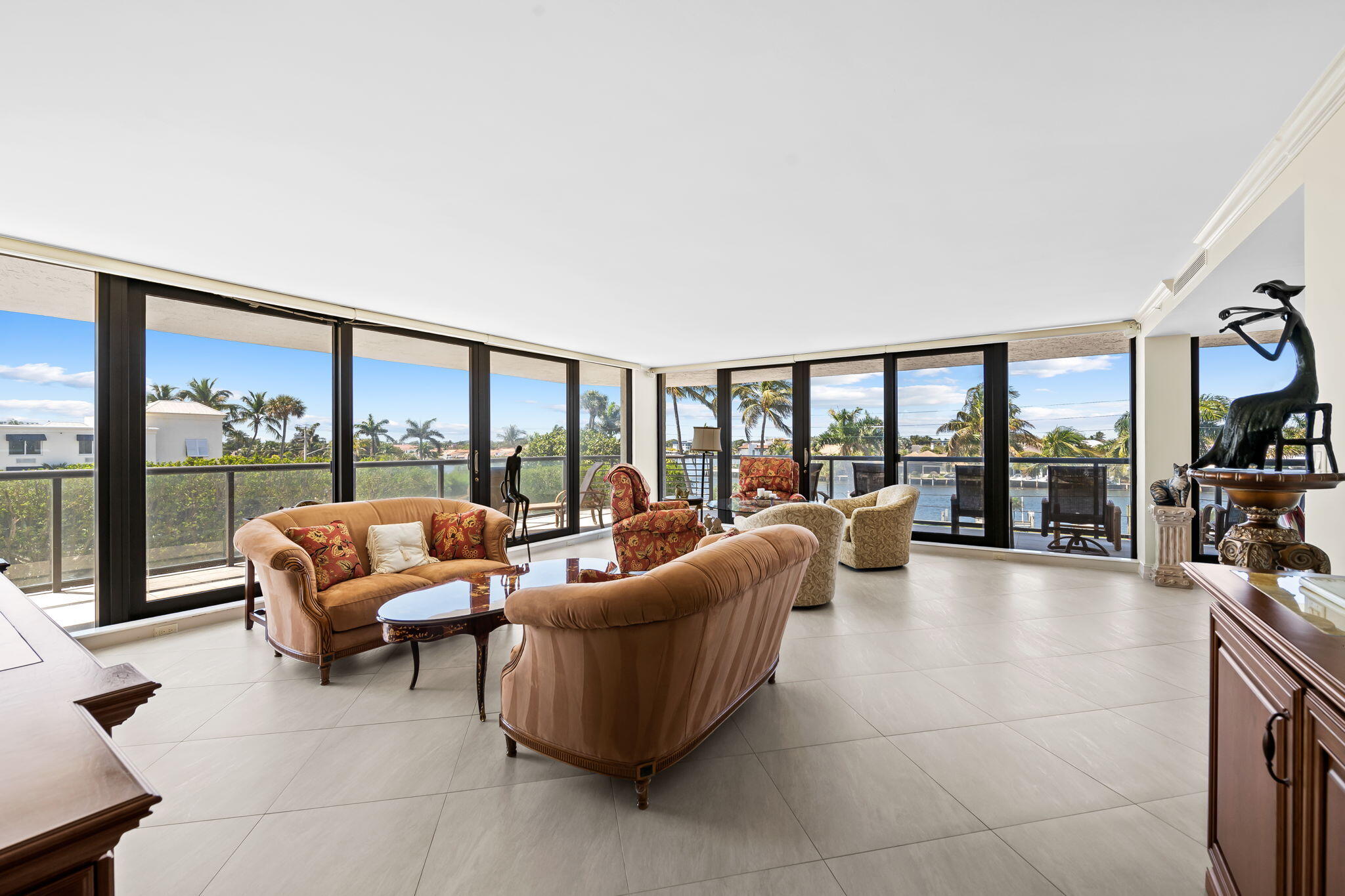 2727 S Ocean Boulevard 404