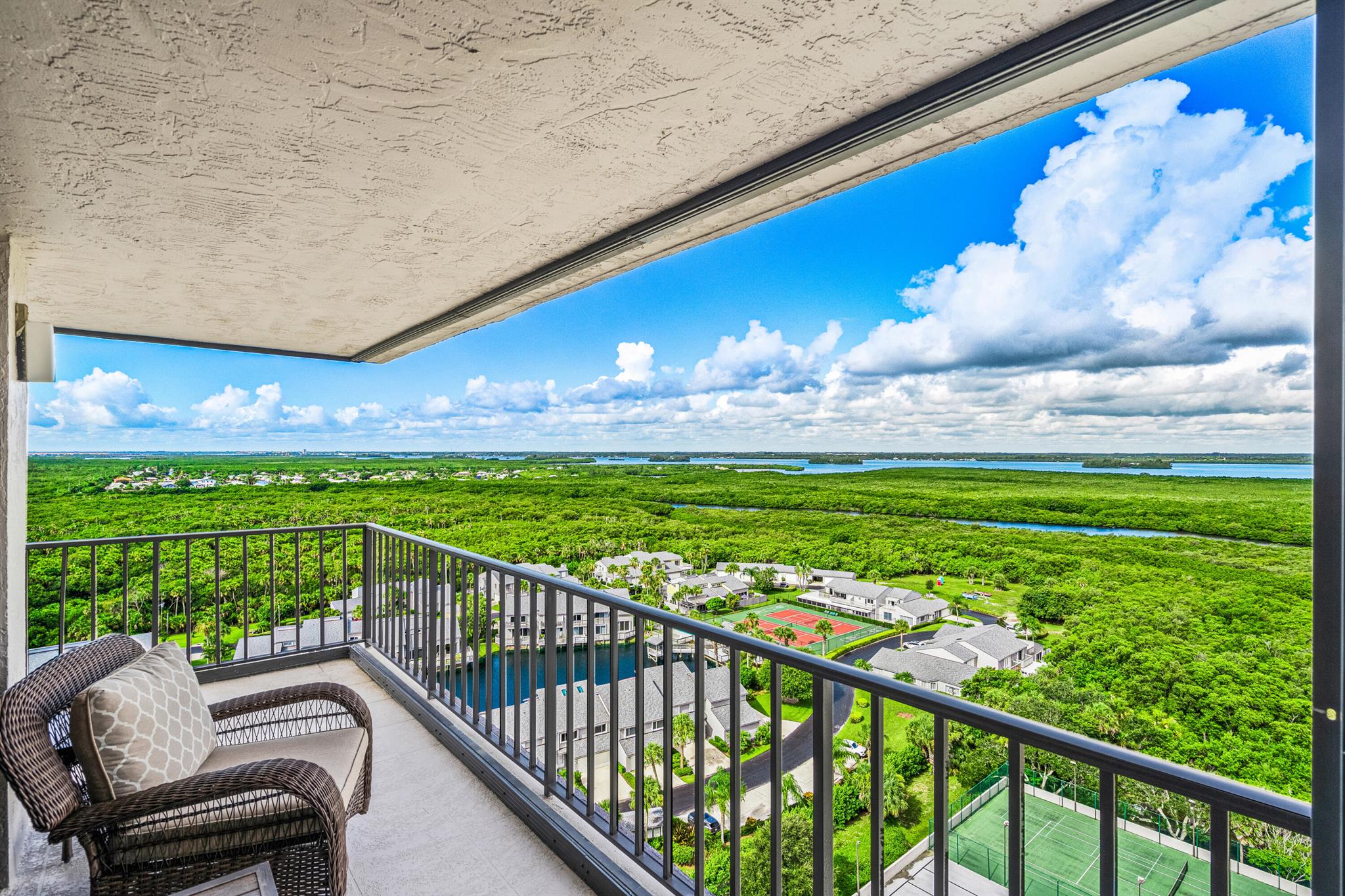 ATLANTIC VIEW BEACH CLUB - Residential