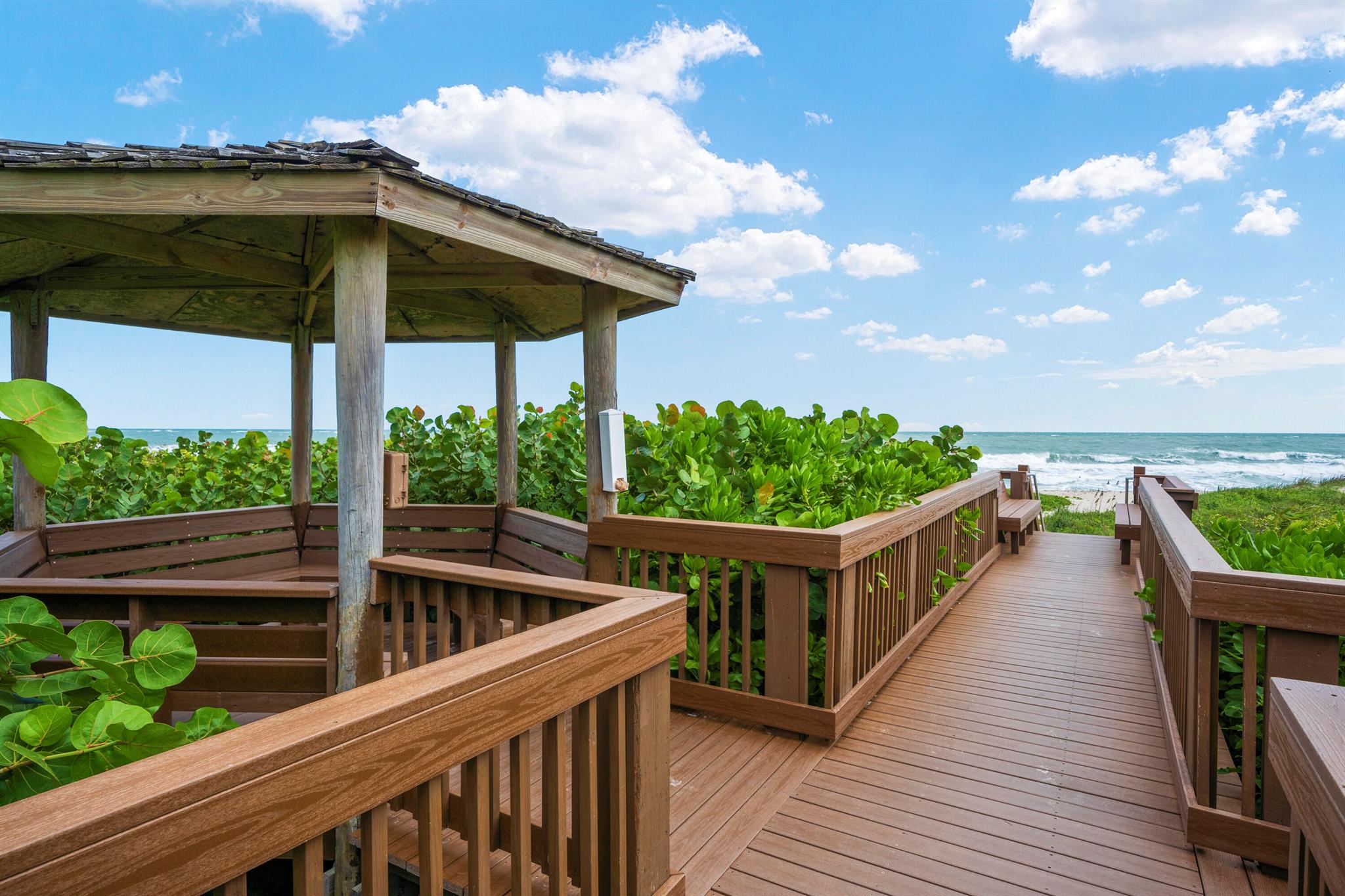 ATLANTIC VIEW BEACH CLUB - Residential