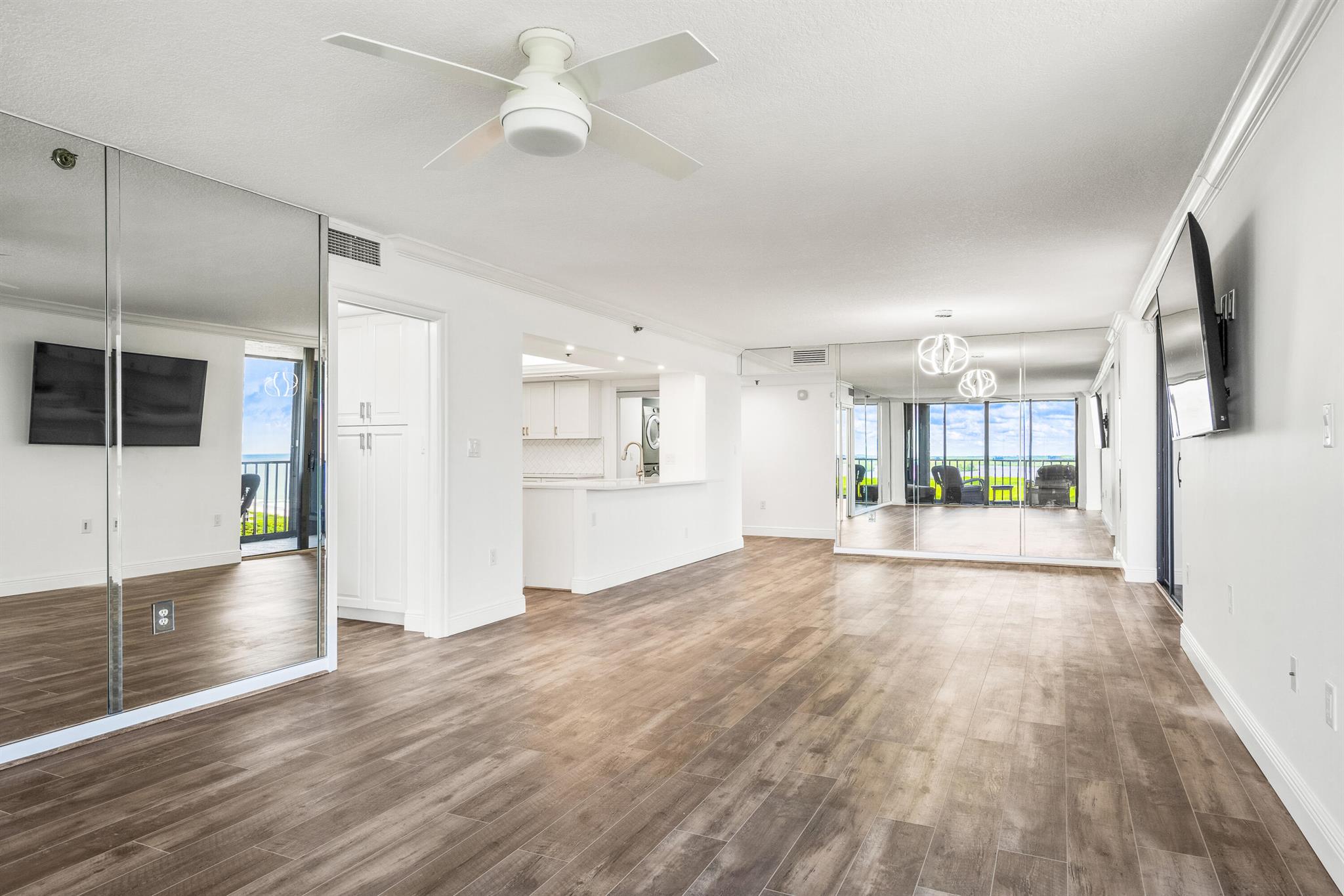 ATLANTIC VIEW BEACH CLUB - Residential