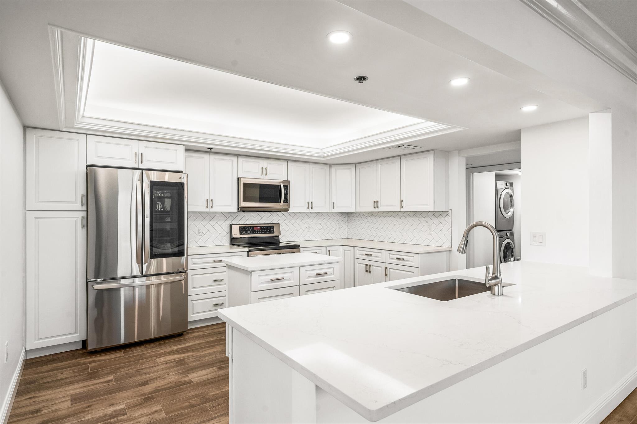 ATLANTIC VIEW BEACH CLUB - Residential