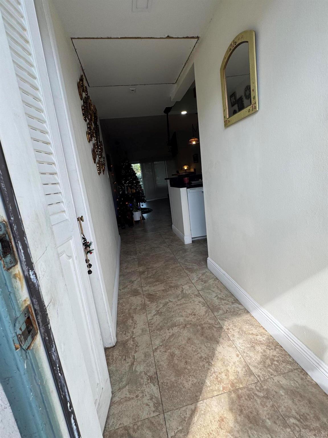 WINCAST ARMS NORTH CONDO - Residential