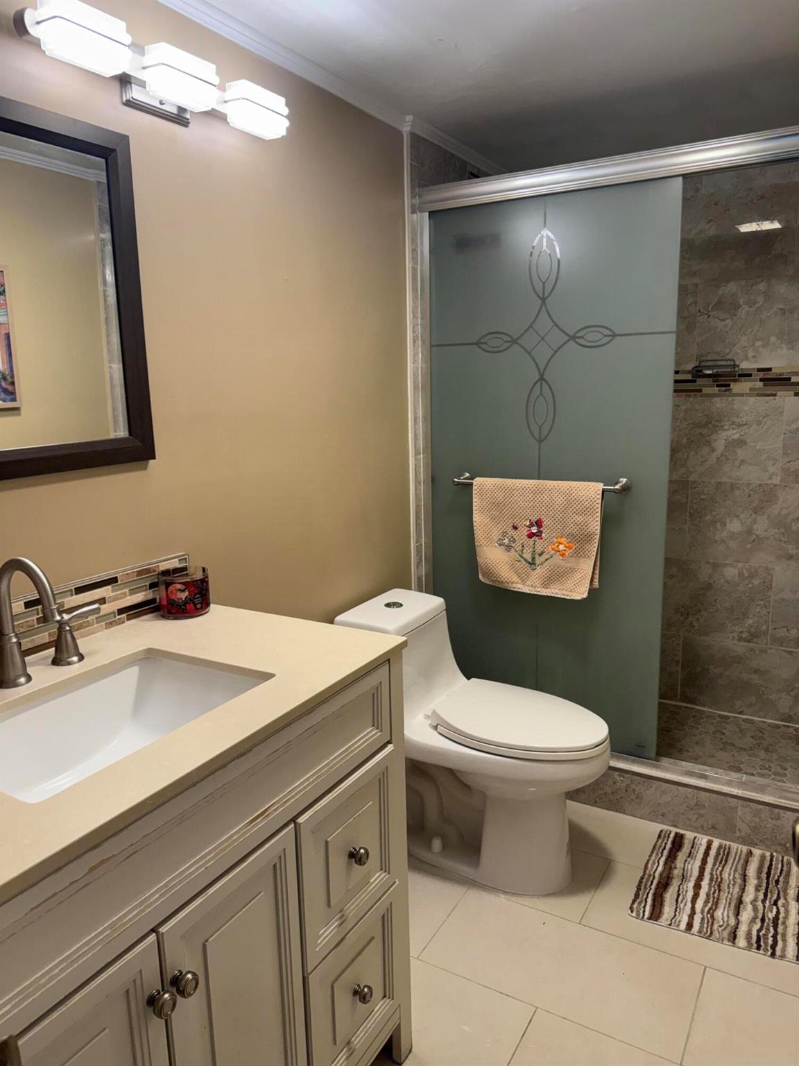 WINCAST ARMS NORTH CONDO - Residential