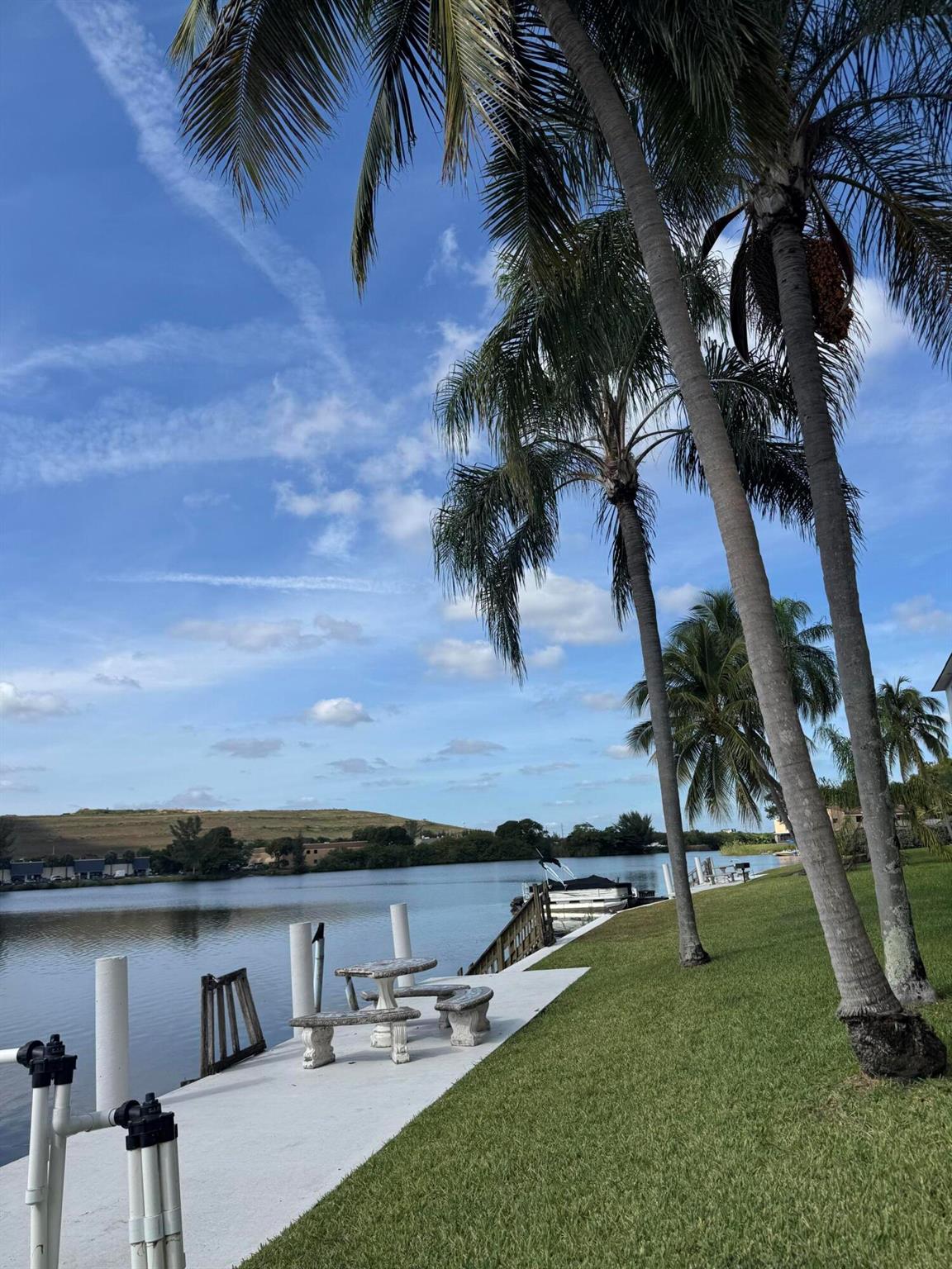 WINCAST ARMS NORTH CONDO - Residential