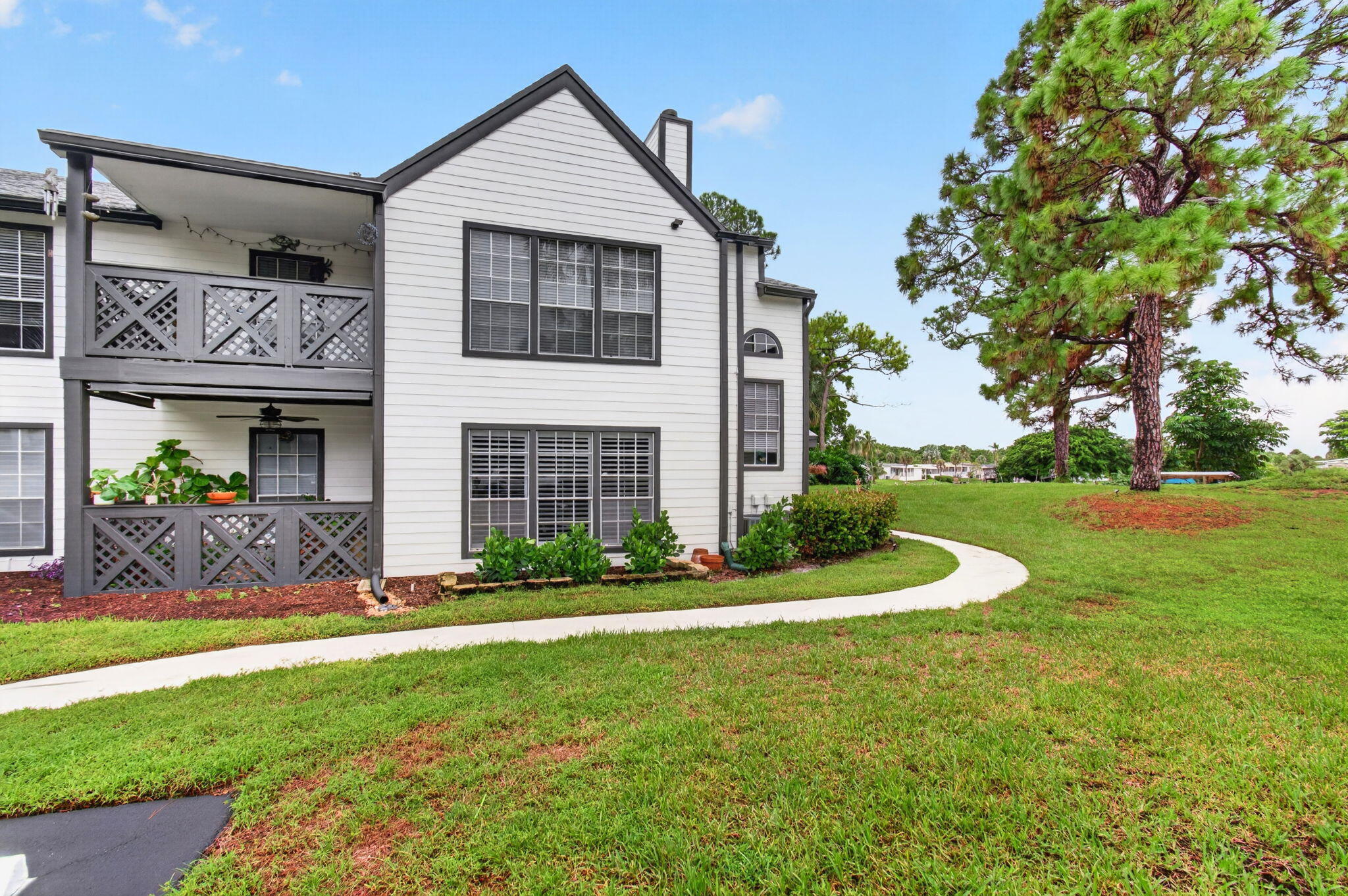 5064 Heatherhill Lane 2208