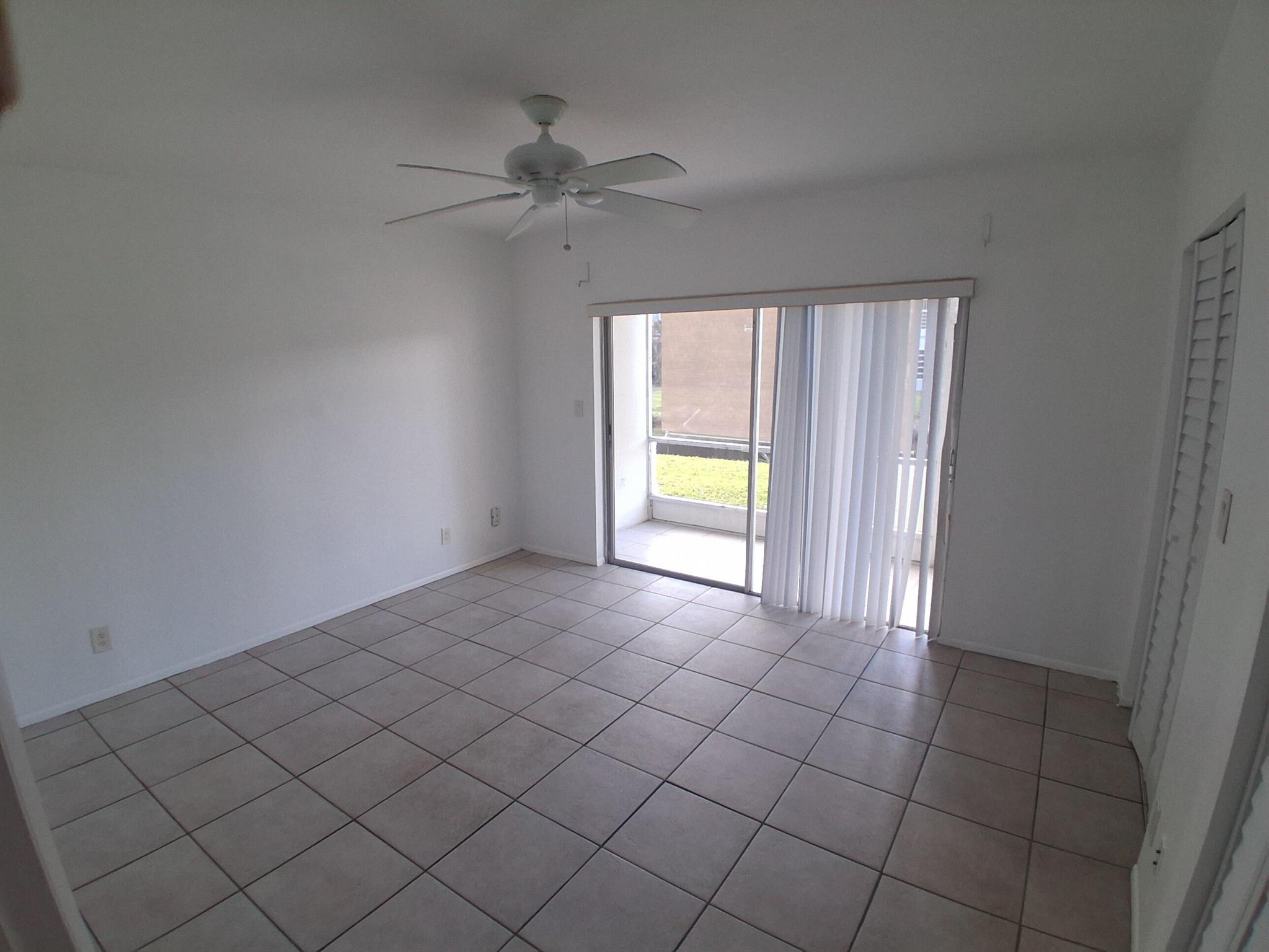 MARINER IV CONDO - Residential Lease