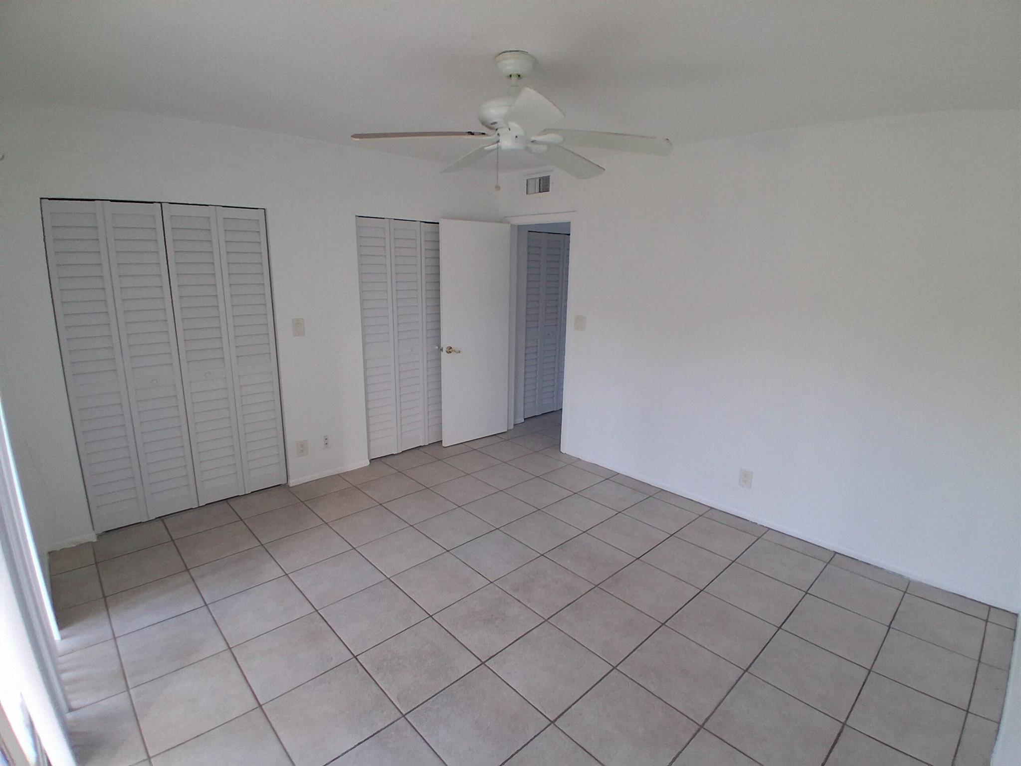 MARINER IV CONDO - Residential Lease