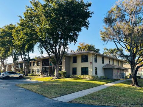 9875 Pineapple Tree Drive 205 Boynton Beach FL 33436