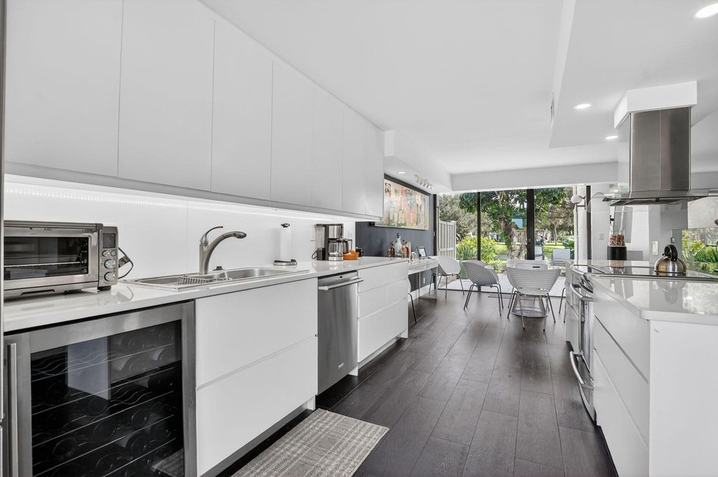 Photo of 2306 Bridgewood Drive, Boca Raton, FL 33434 (MLS # B26008773)