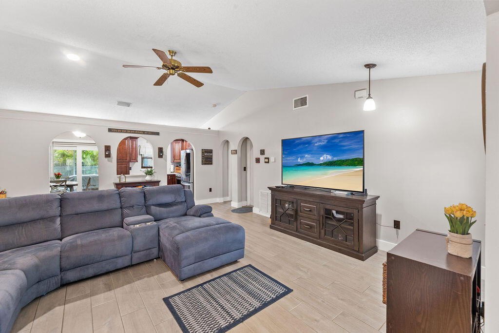 PORT ST LUCIE SECTION  31 - Residential