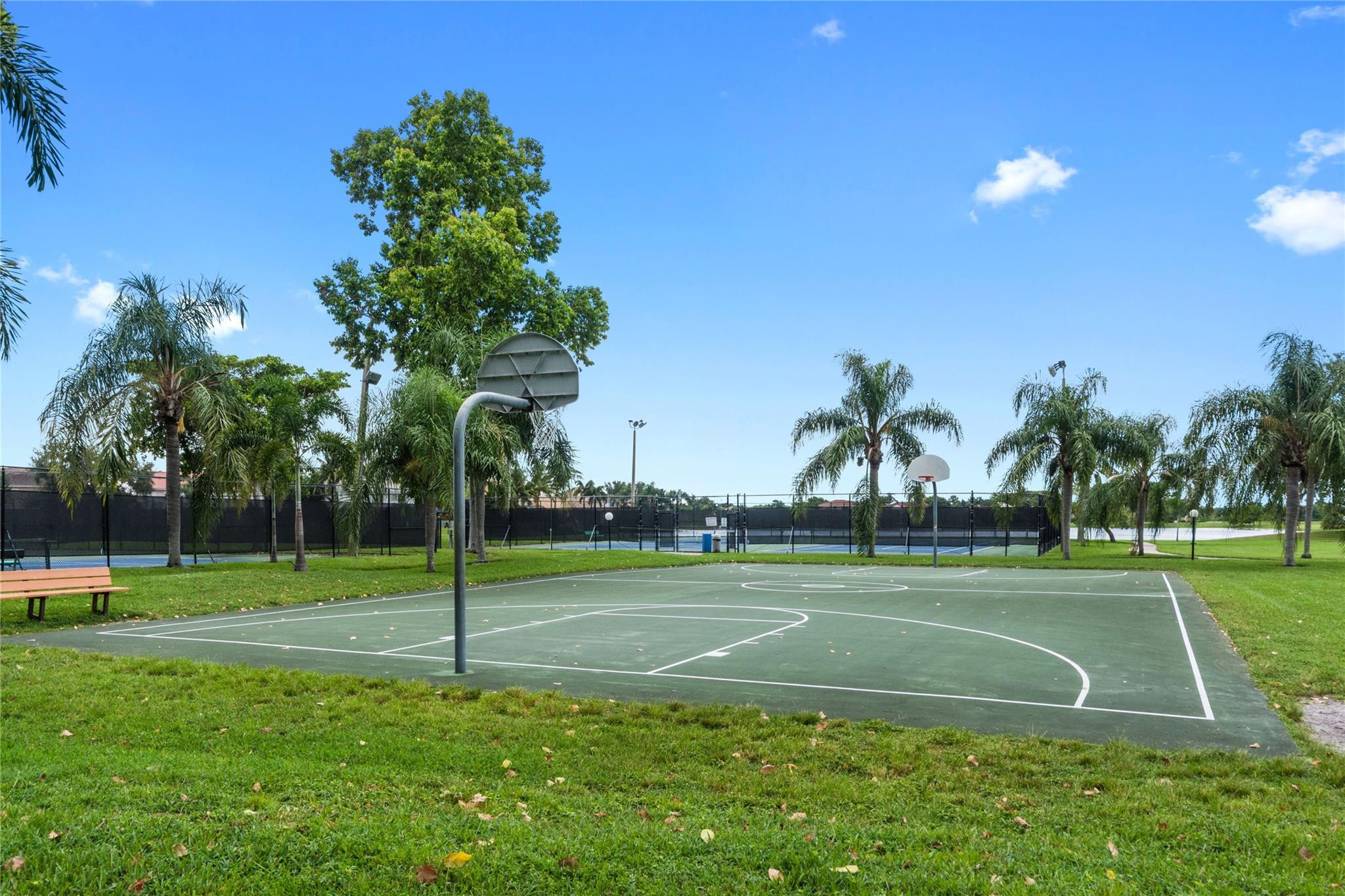 LAKE CHARLESTON - Residential