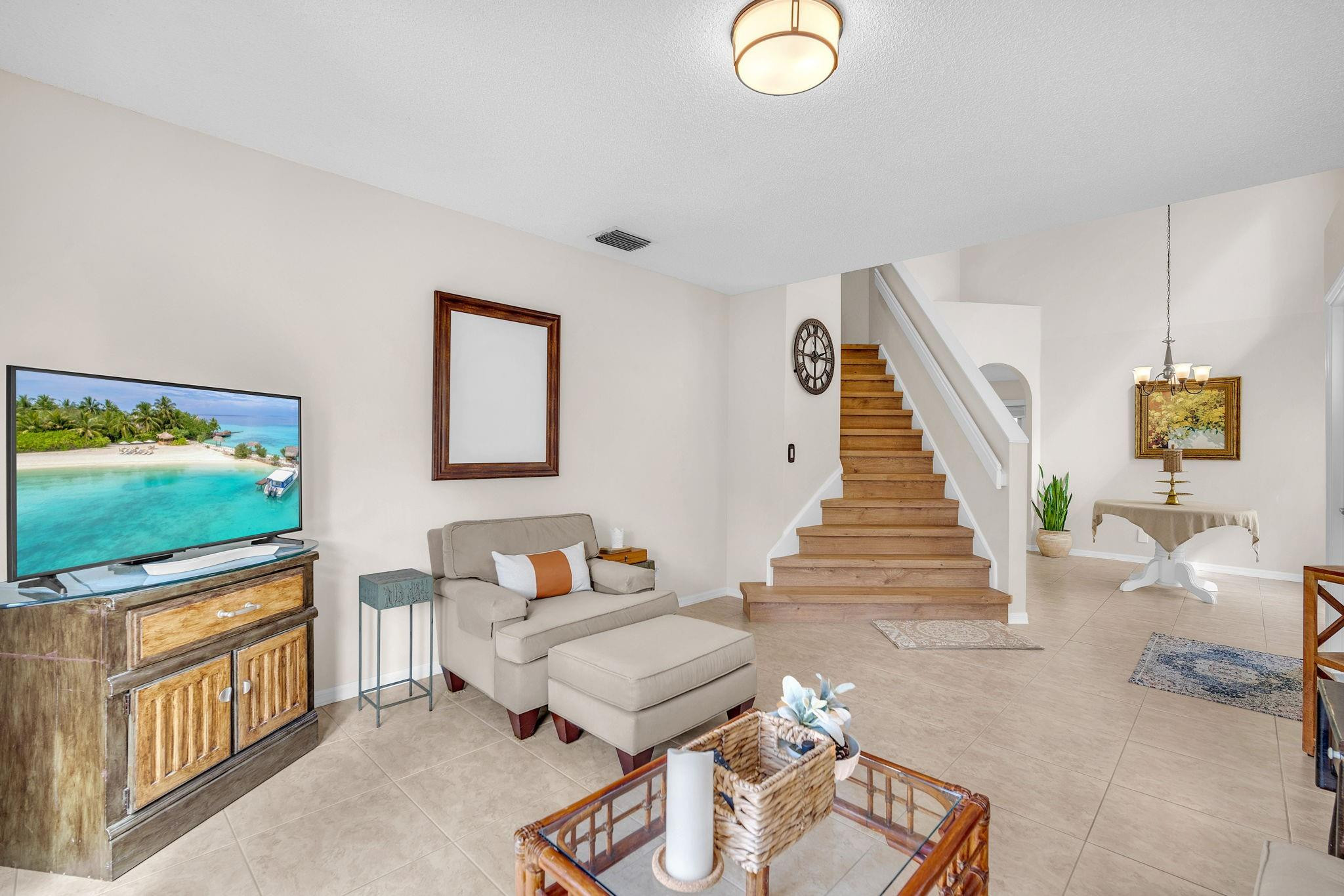 LAKE CHARLESTON - Residential