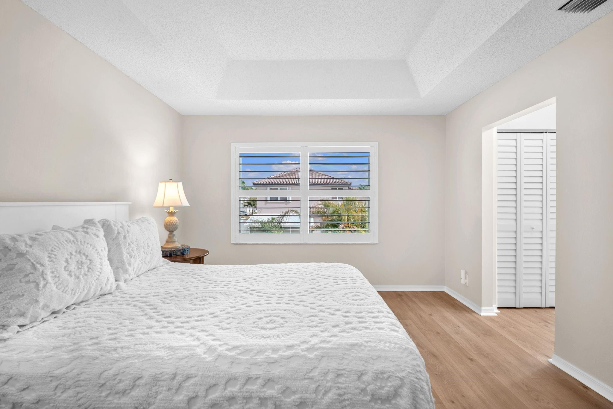 LAKE CHARLESTON - Residential