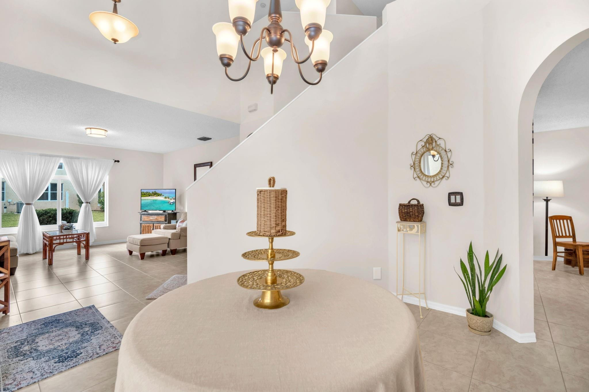 LAKE CHARLESTON - Residential