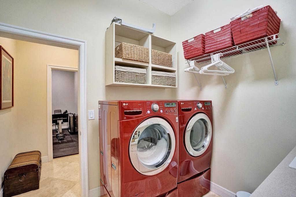 RIVERSTONE - Residential Lease