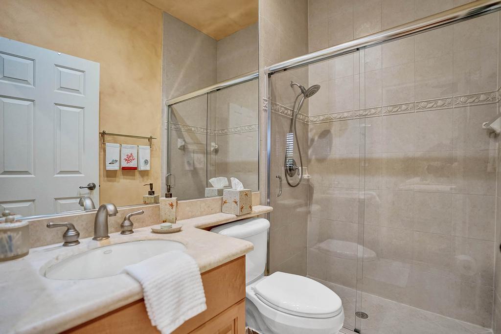 RIVERSTONE - Residential Lease