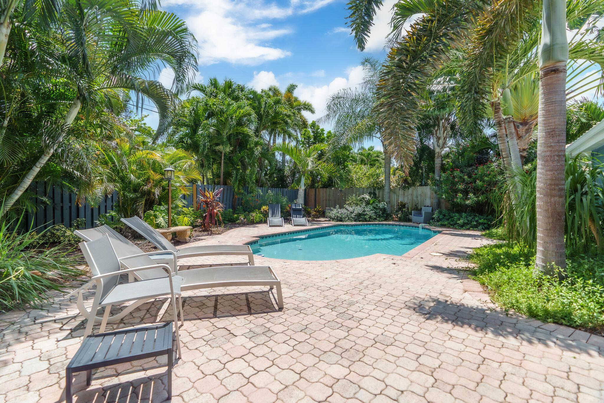 CORAL HEIGHTS SEC 2 - Residential