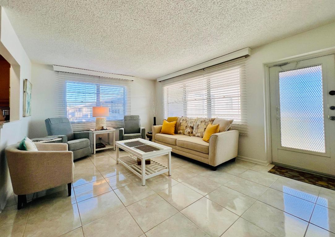 CENTURY VILLAGE - CHATHAM CONDOS - Residential