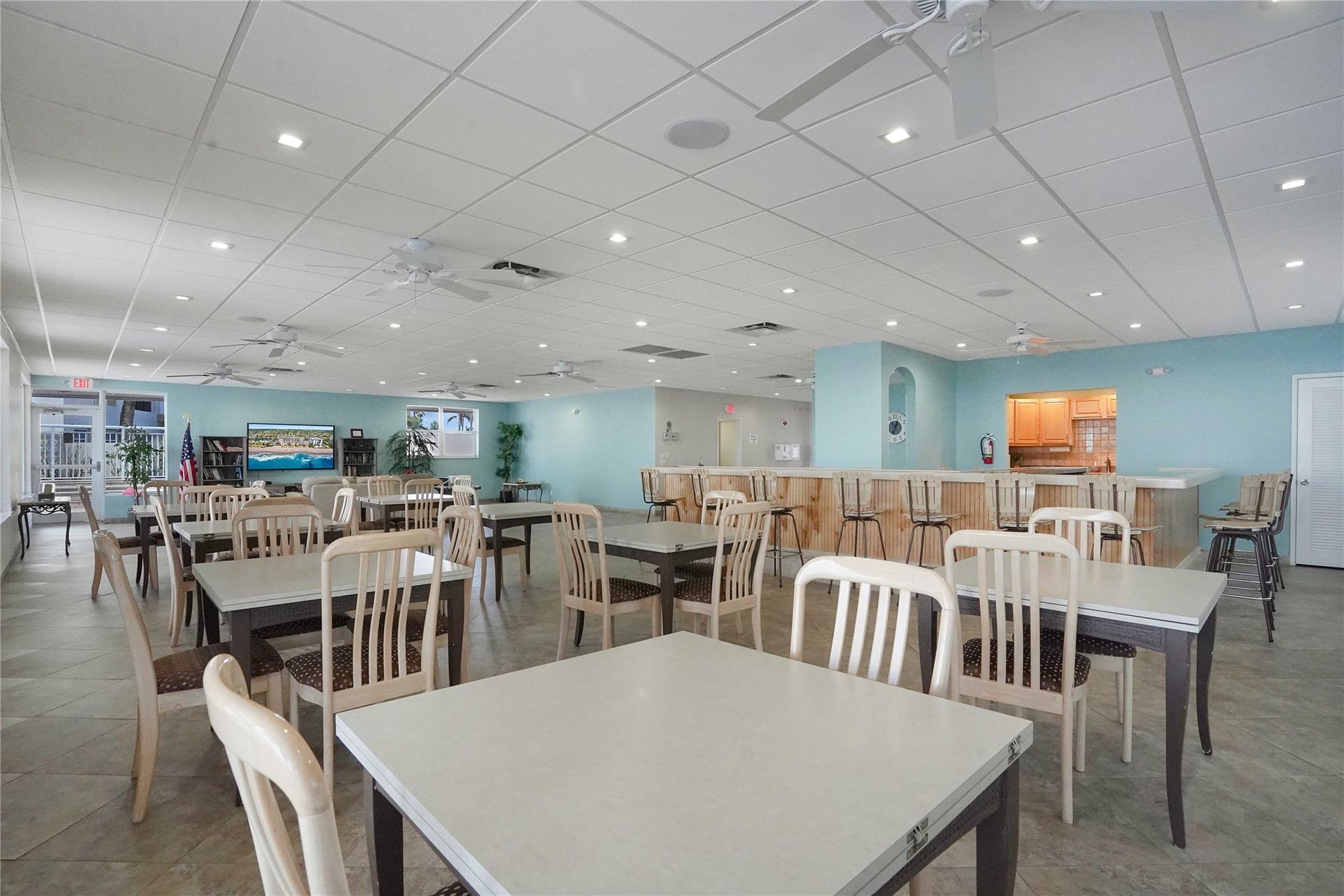 HILLSBORO LE BARON - Residential