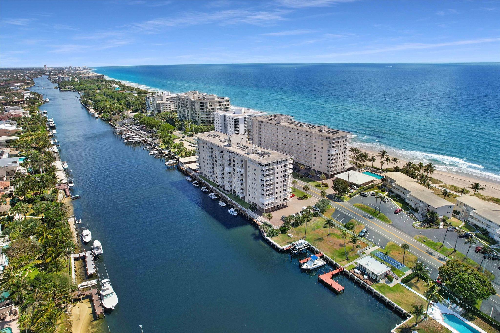 HILLSBORO LE BARON - Residential