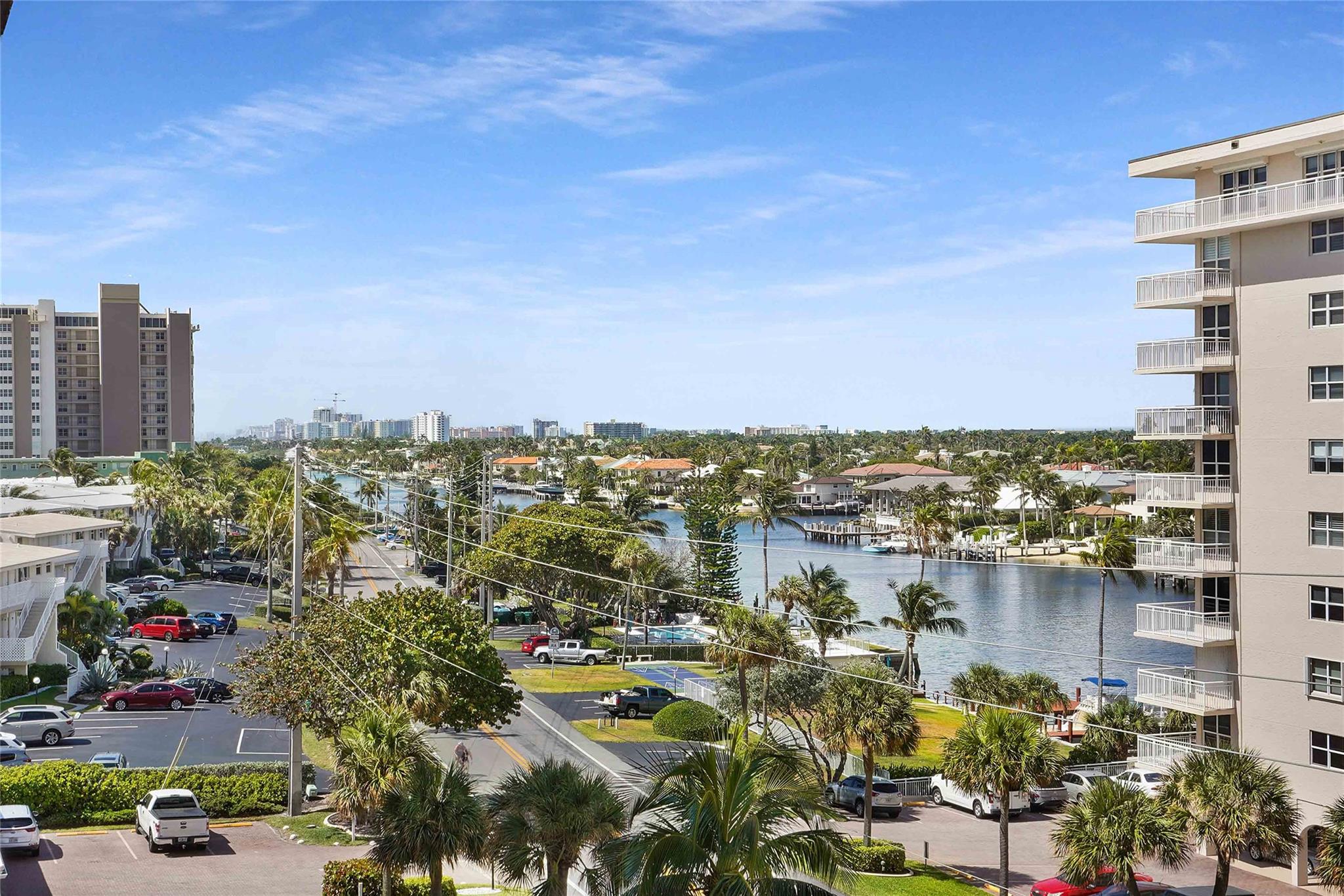 HILLSBORO LE BARON - Residential