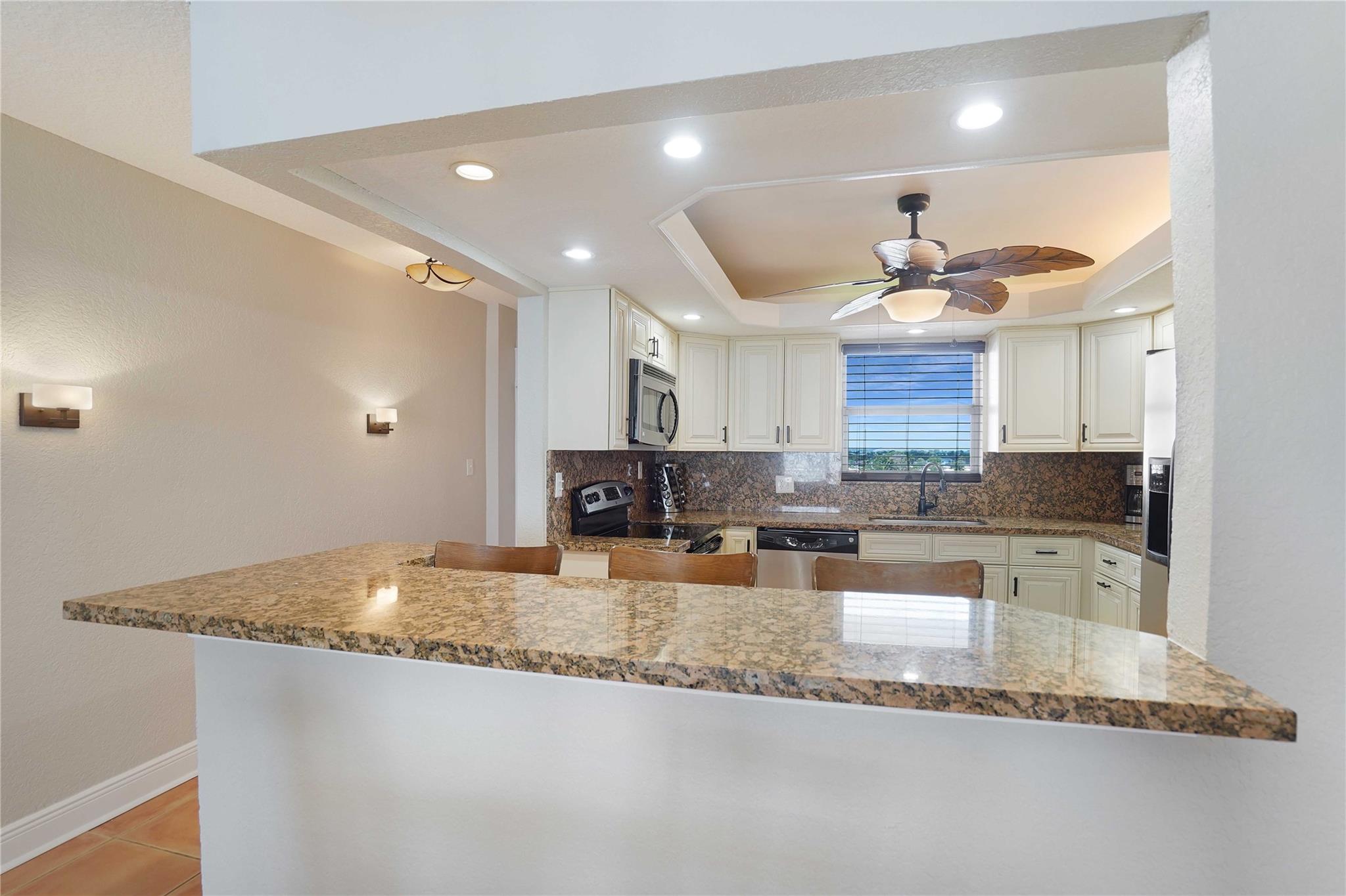 HILLSBORO LE BARON - Residential