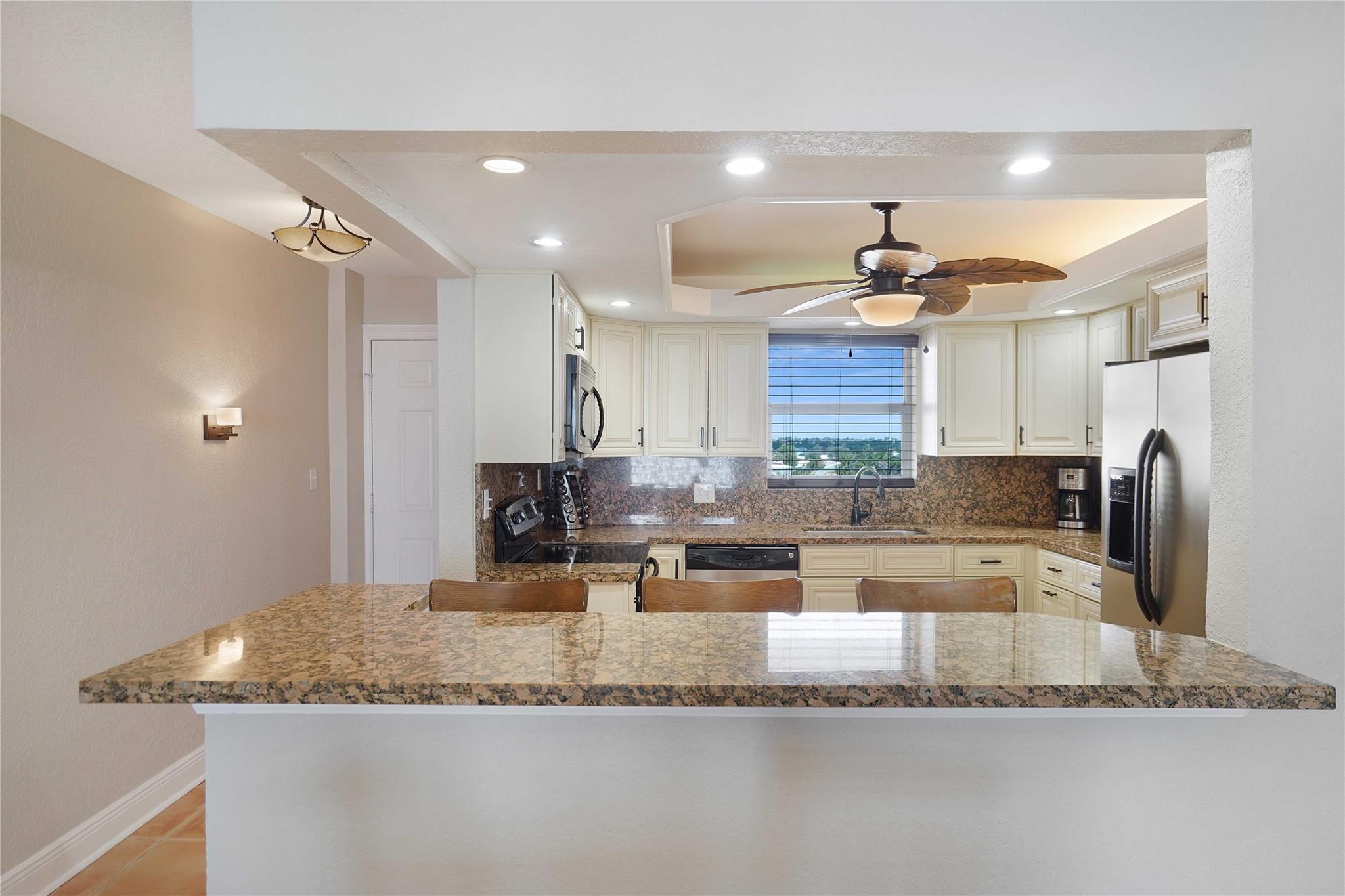 HILLSBORO LE BARON - Residential
