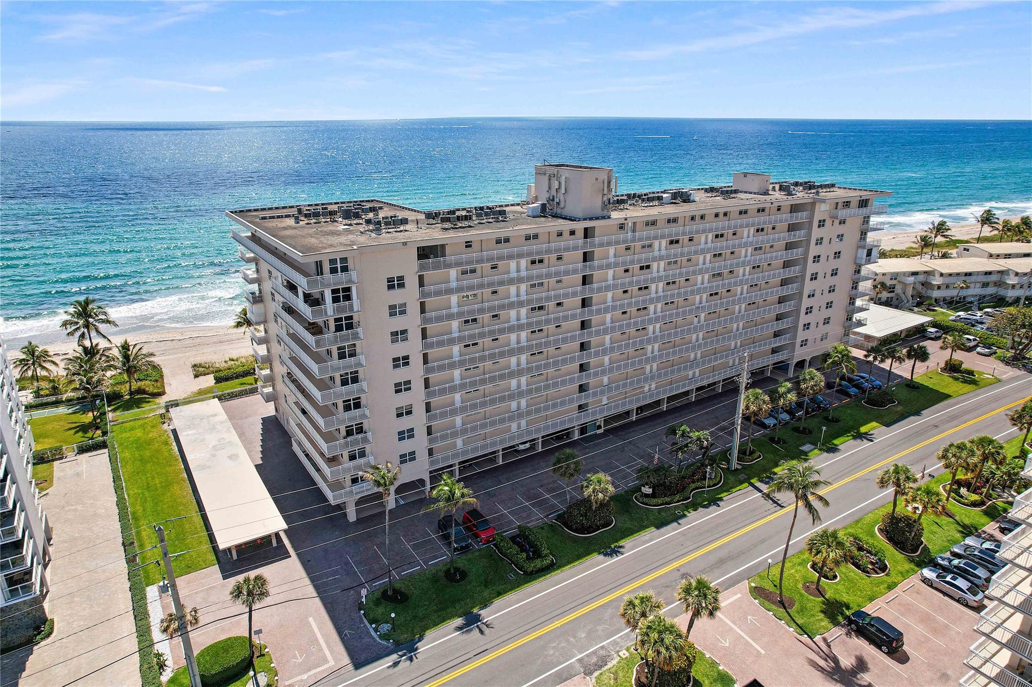 HILLSBORO LE BARON - Residential