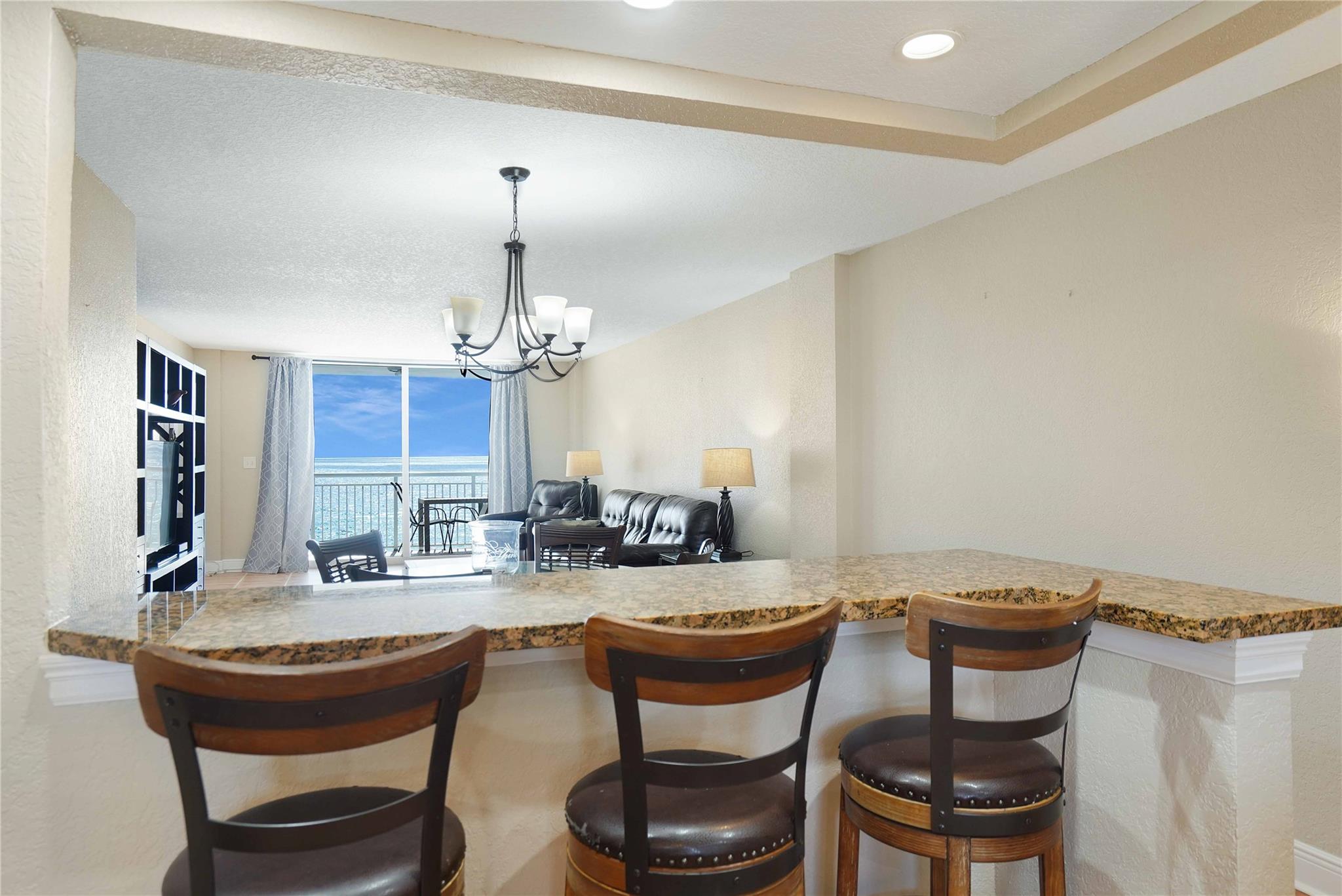 HILLSBORO LE BARON - Residential