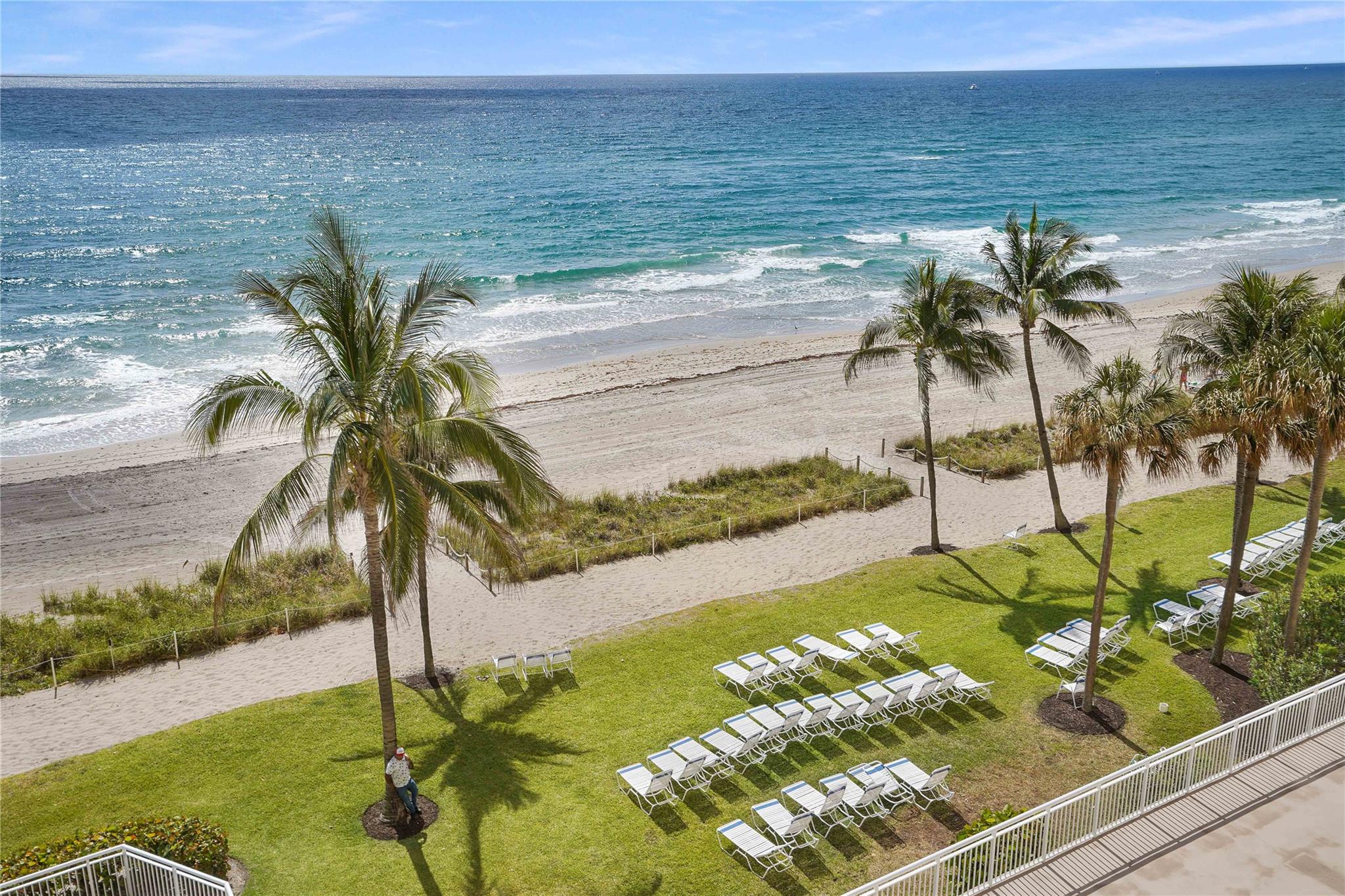 HILLSBORO LE BARON - Residential