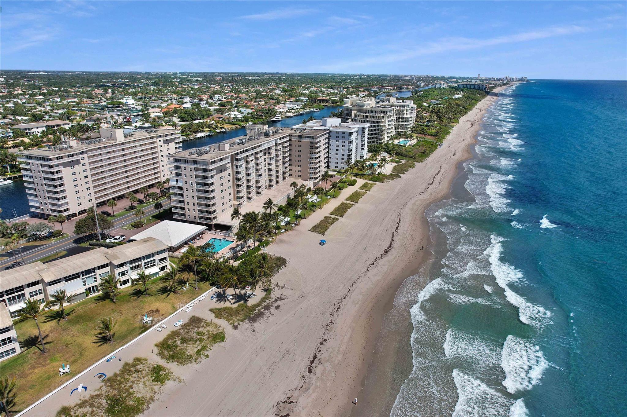 HILLSBORO LE BARON - Residential