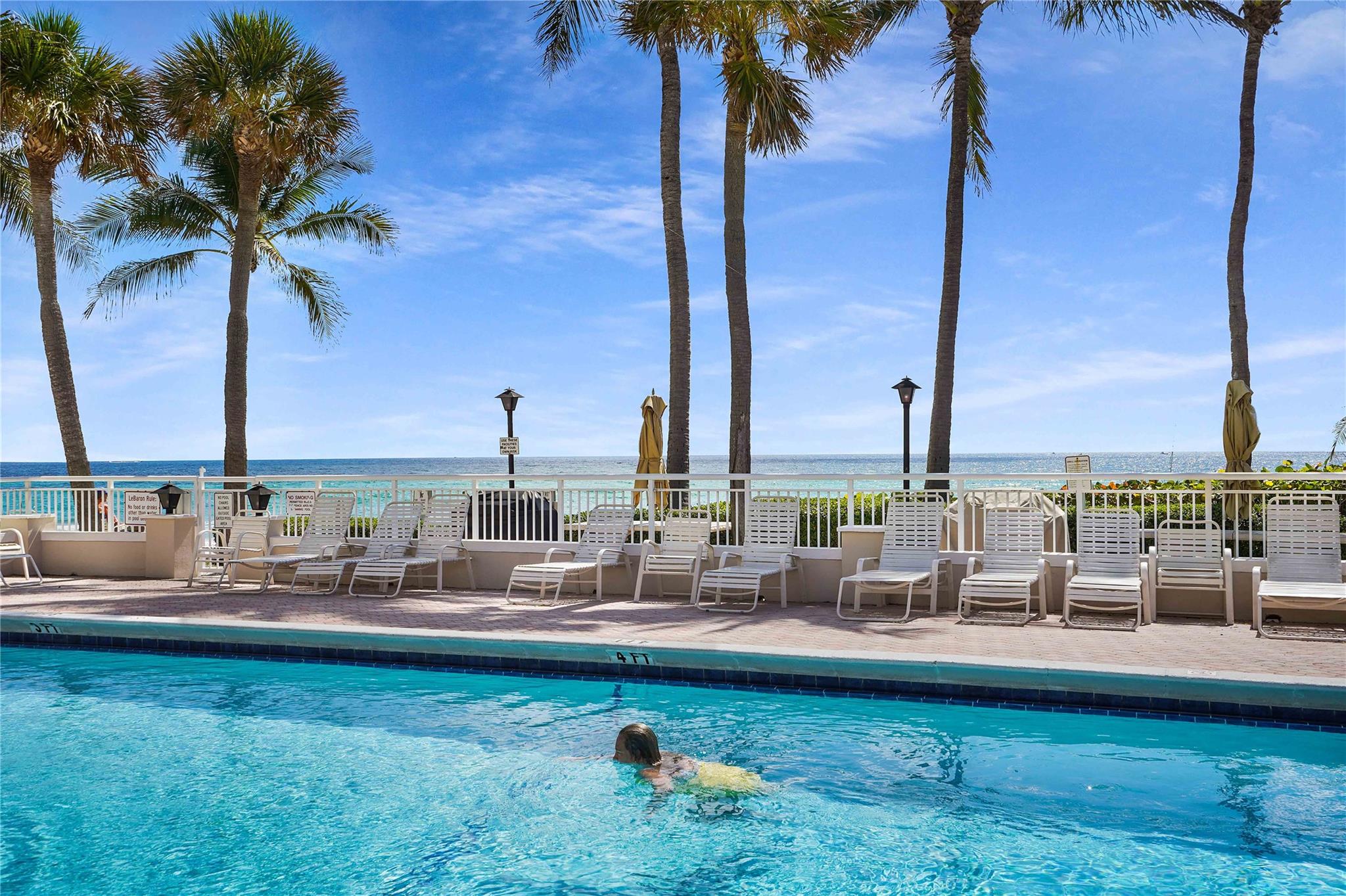HILLSBORO LE BARON - Residential
