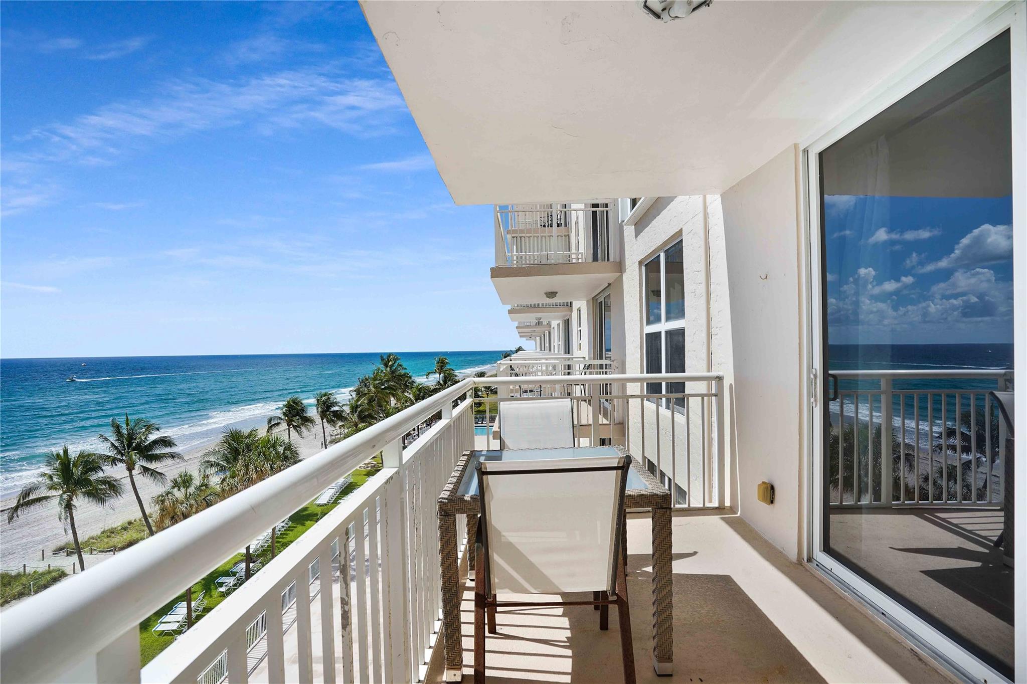 HILLSBORO LE BARON - Residential