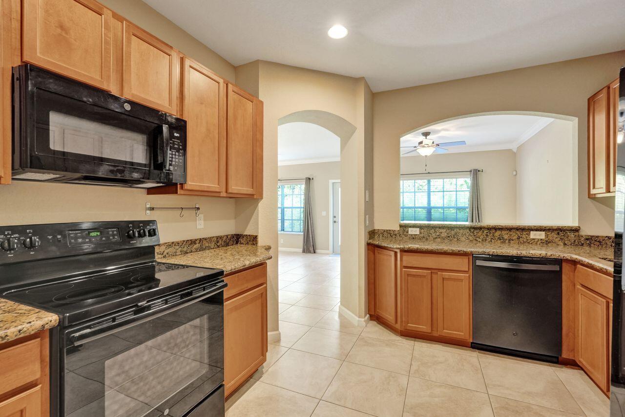 4603 Cohune Palm Court