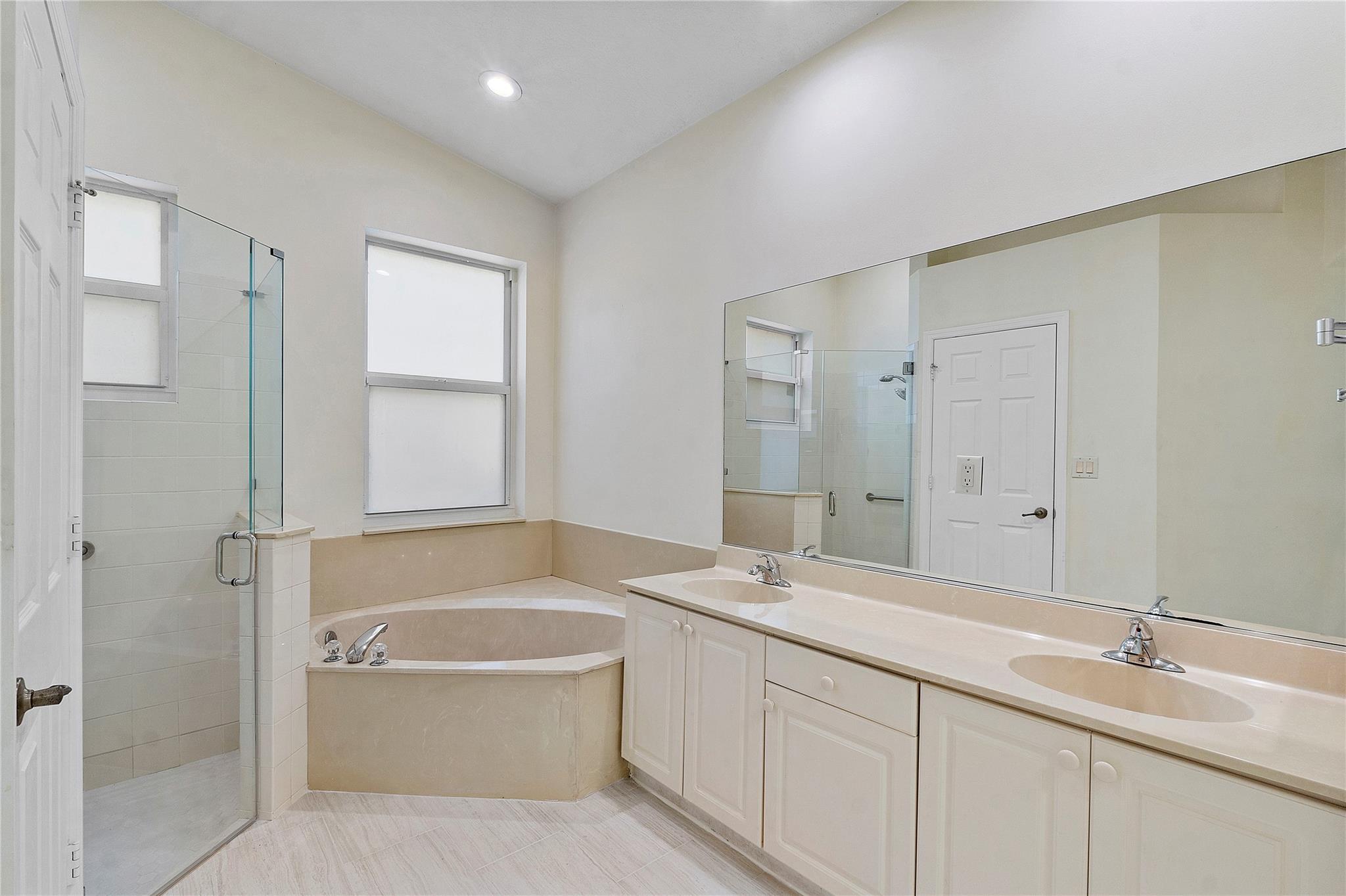 VILLA SORRENTO AT HERON BAY - Residential Lease