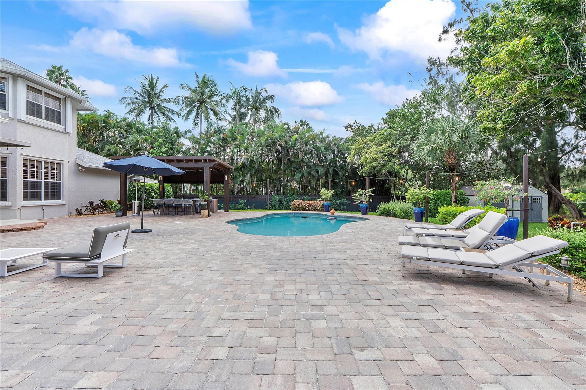 Pine Tree Estates - Residential