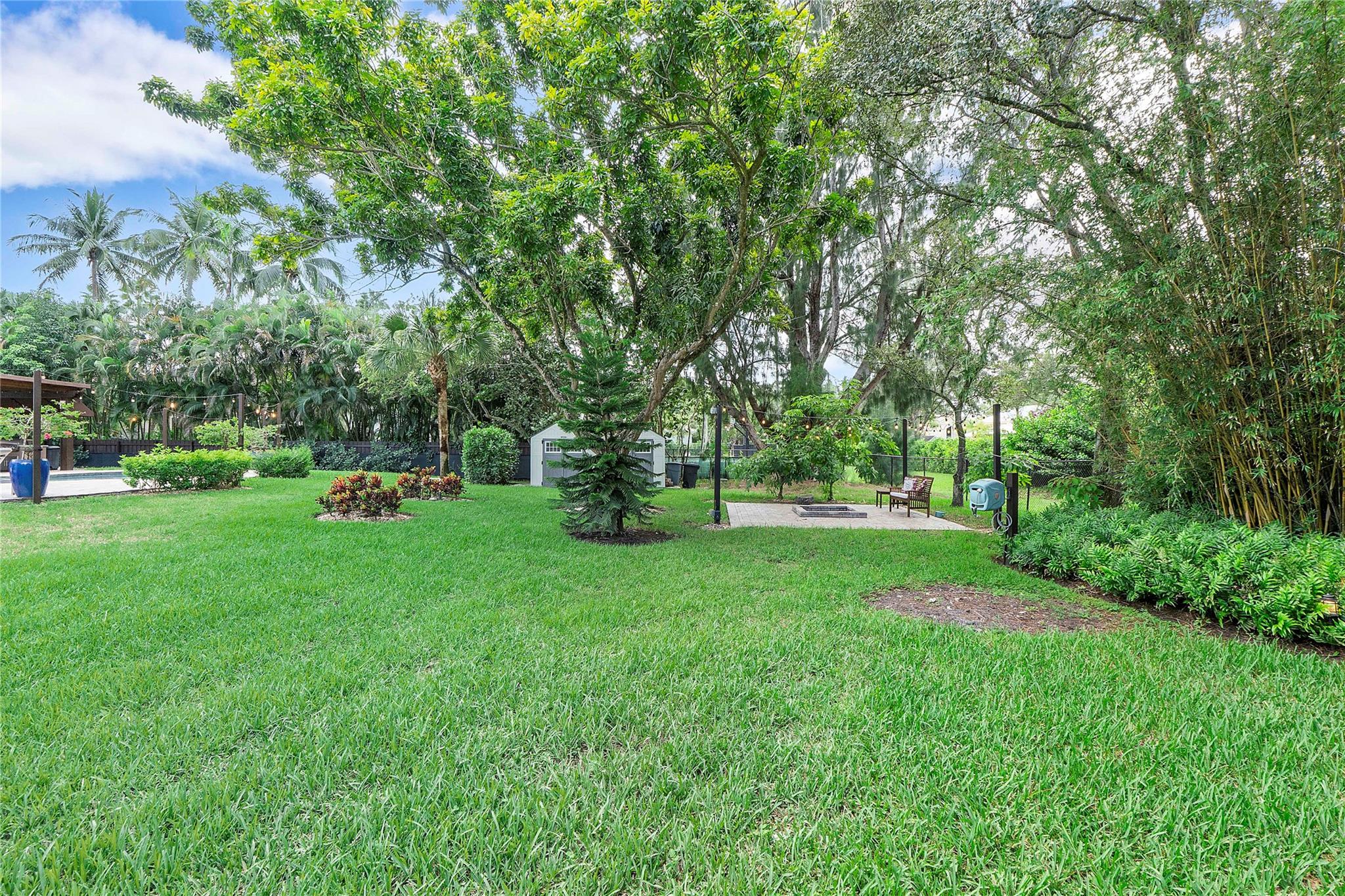 Pine Tree Estates - Residential
