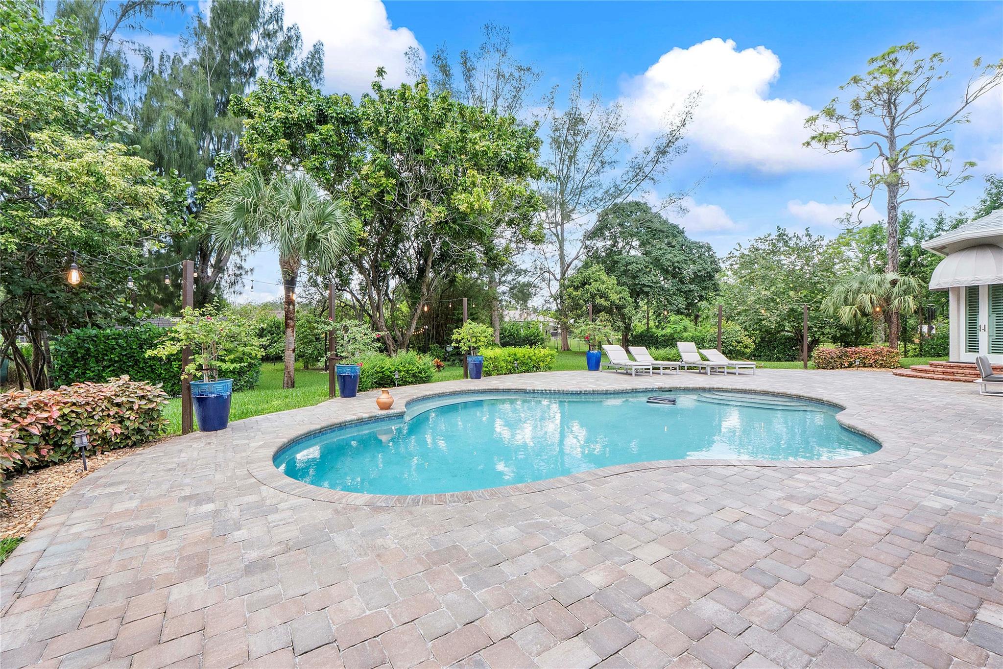Pine Tree Estates - Residential