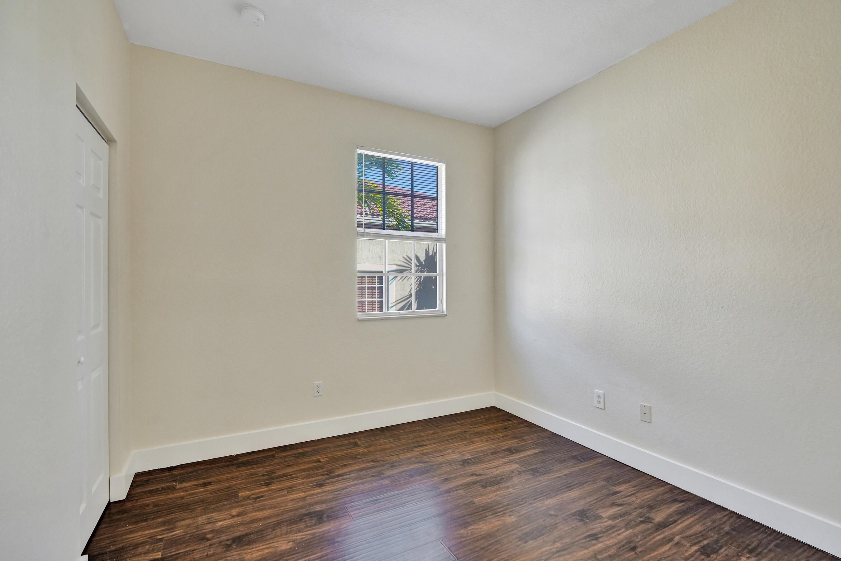 HAMPTON HILLS - Residential Lease