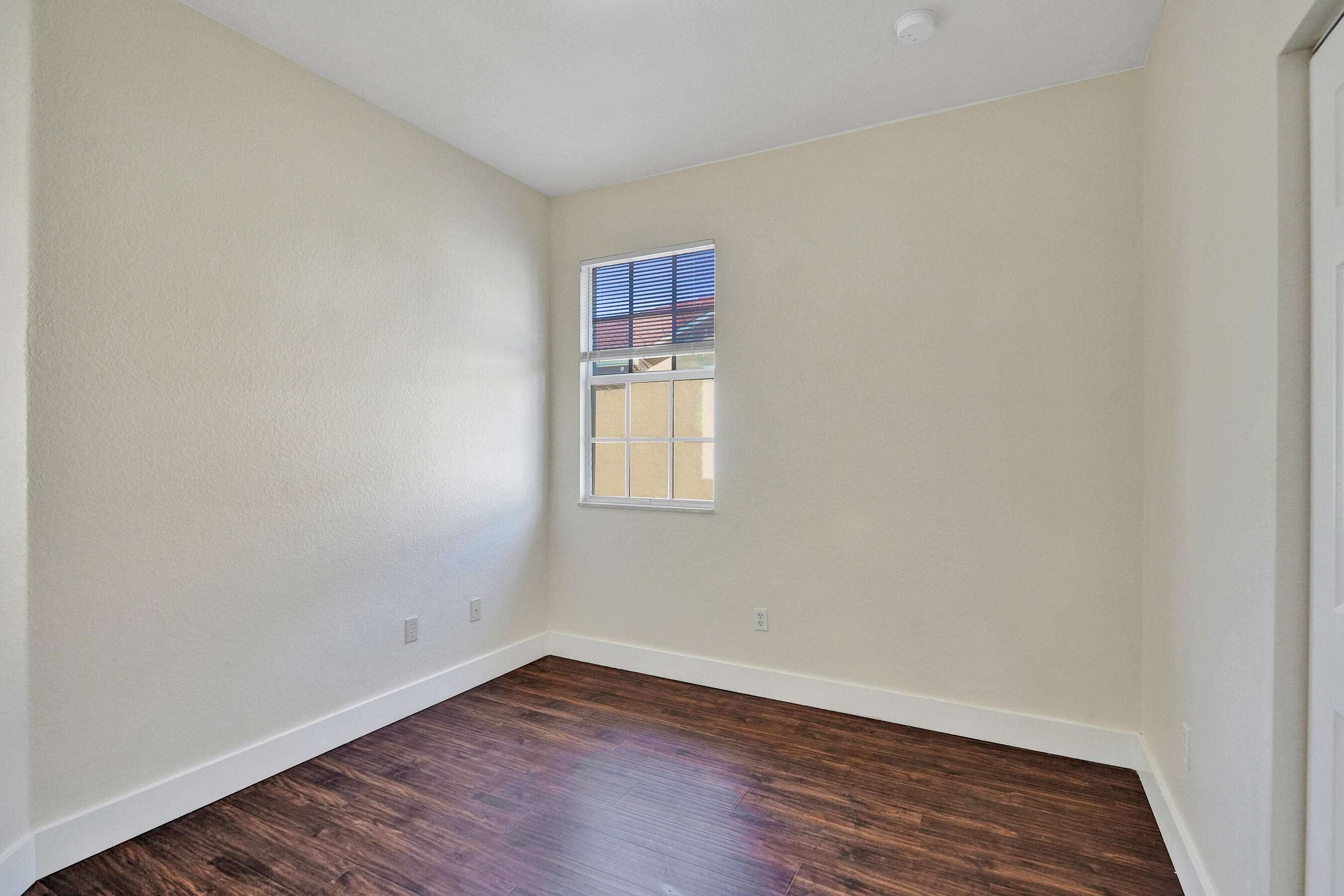 HAMPTON HILLS - Residential Lease