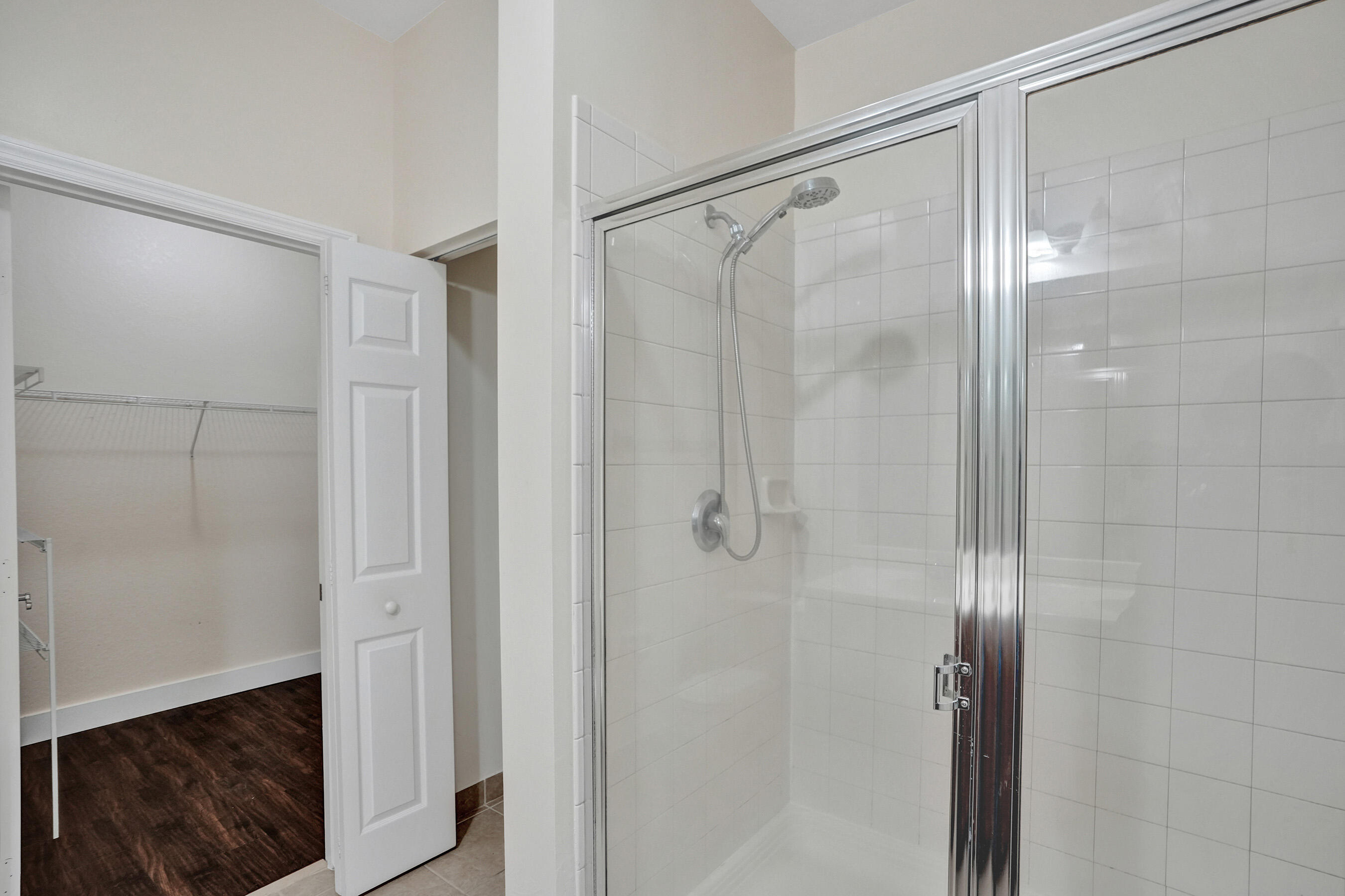 HAMPTON HILLS - Residential Lease
