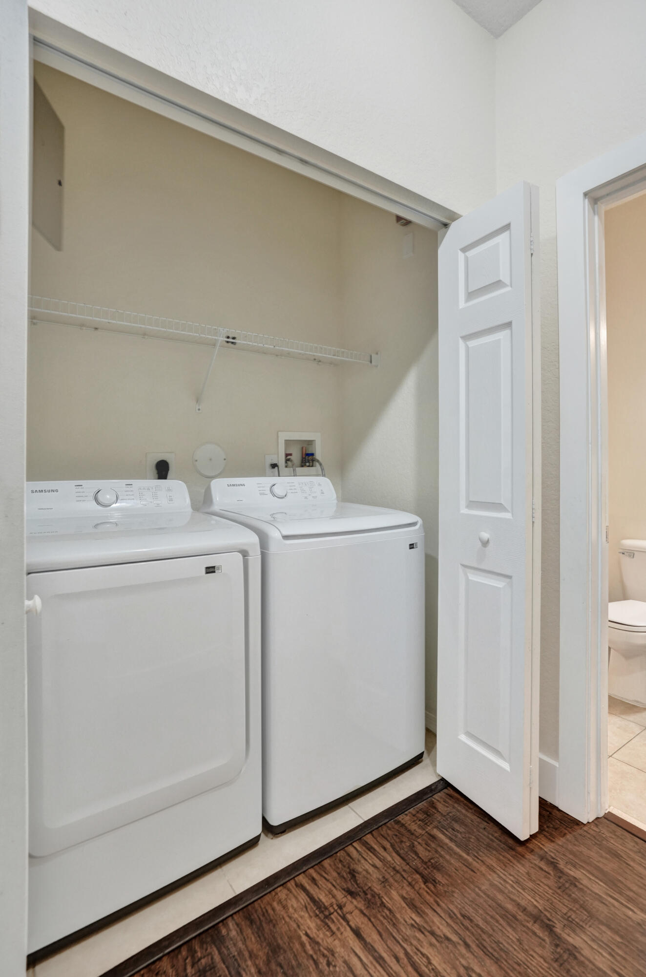 HAMPTON HILLS - Residential Lease