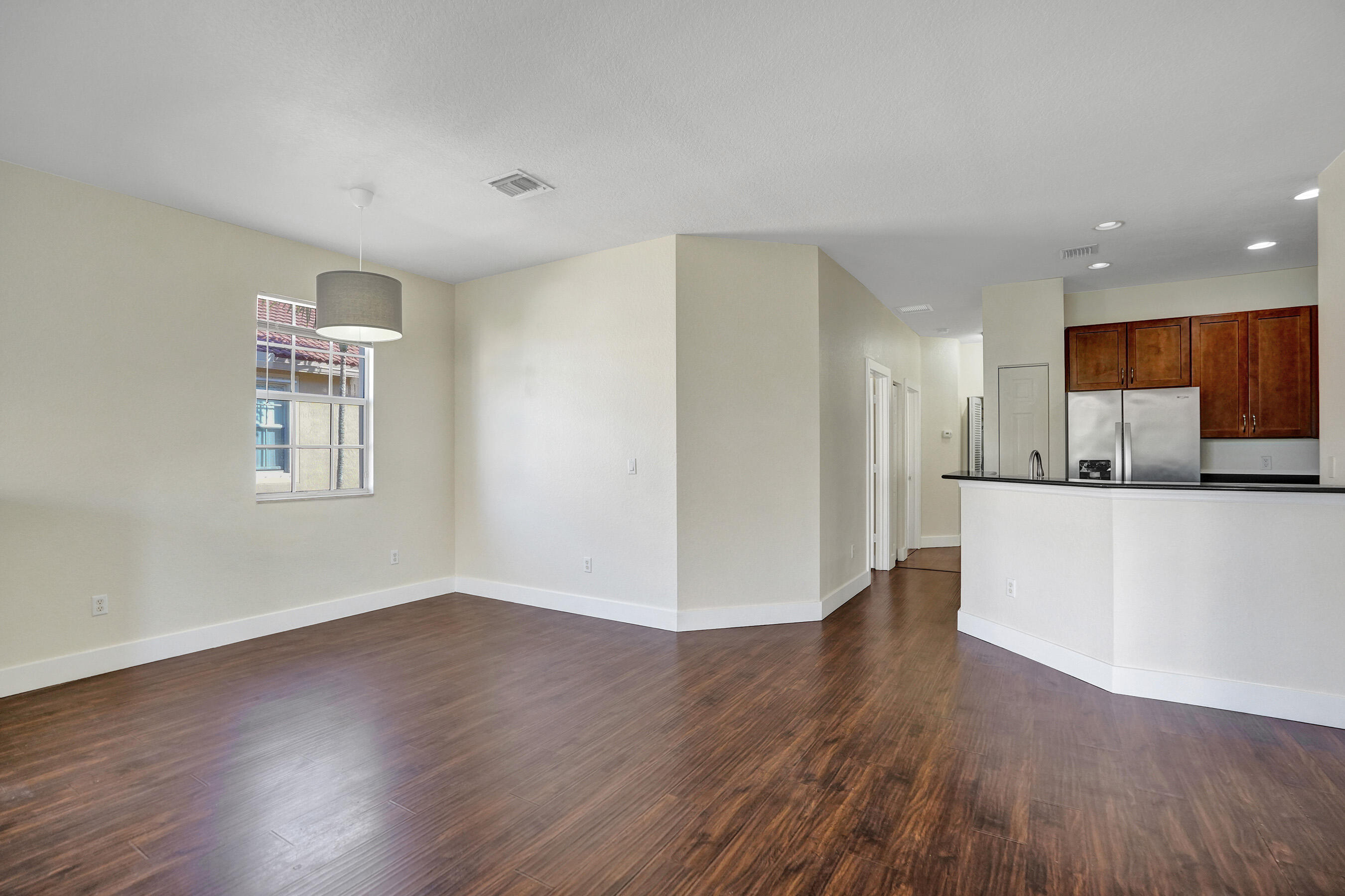 HAMPTON HILLS - Residential Lease