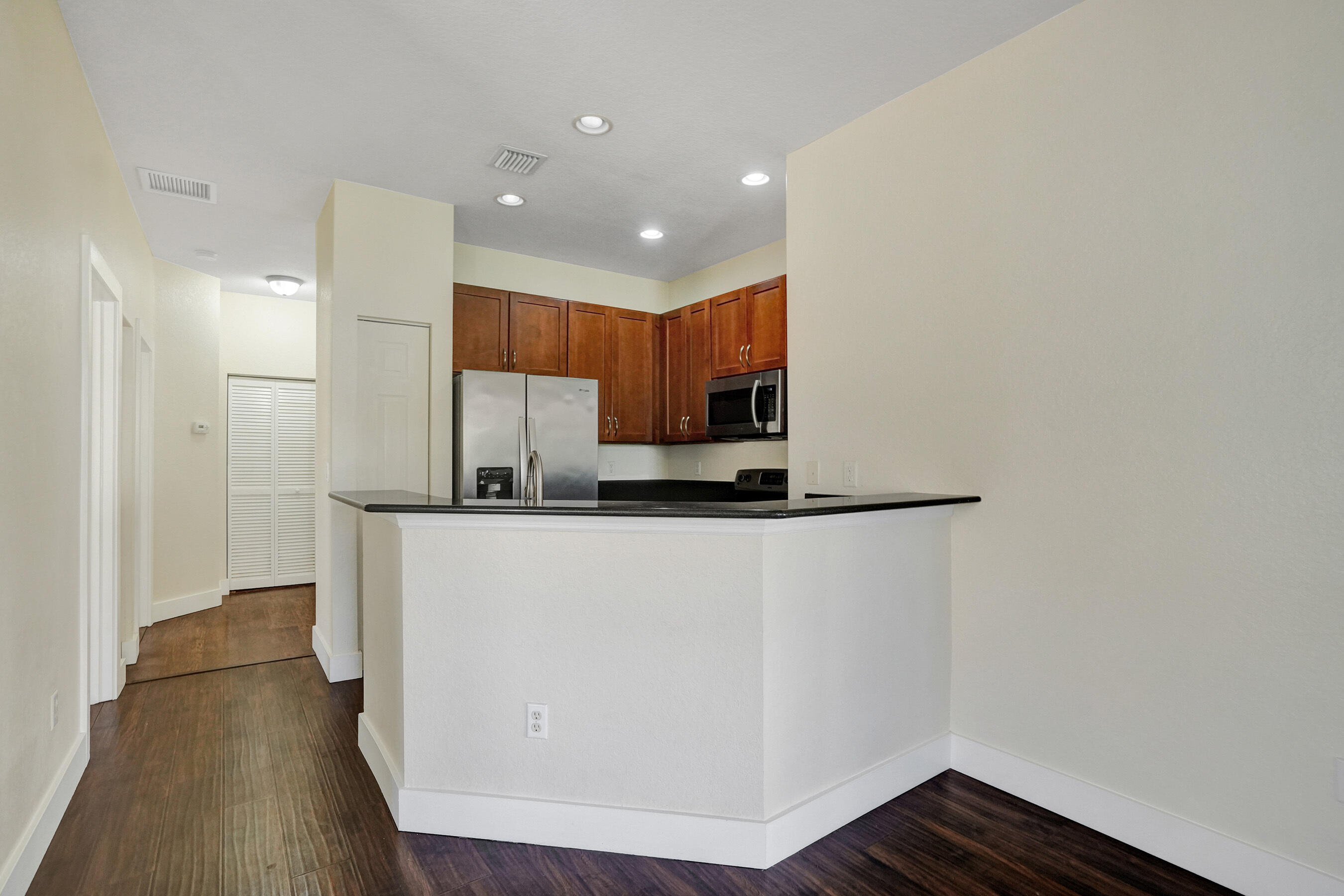 HAMPTON HILLS - Residential Lease