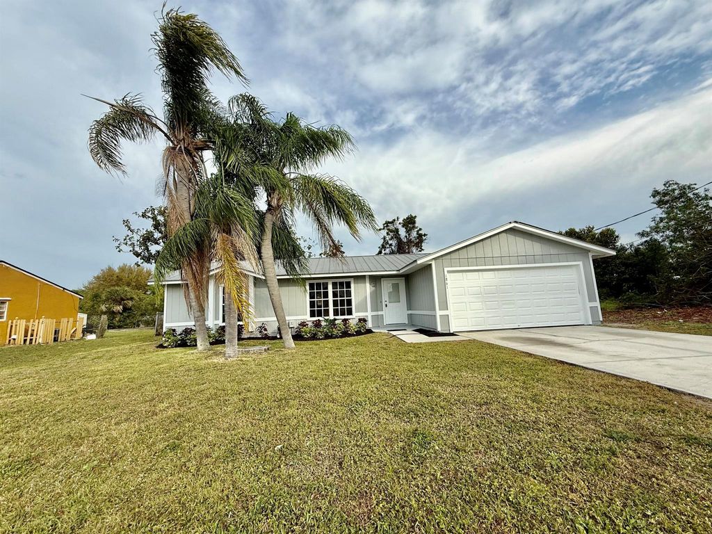 Photo of 1861 SE Mandrake Circle, Port Saint Lucie, FL 34952 (MLS # R11090832)